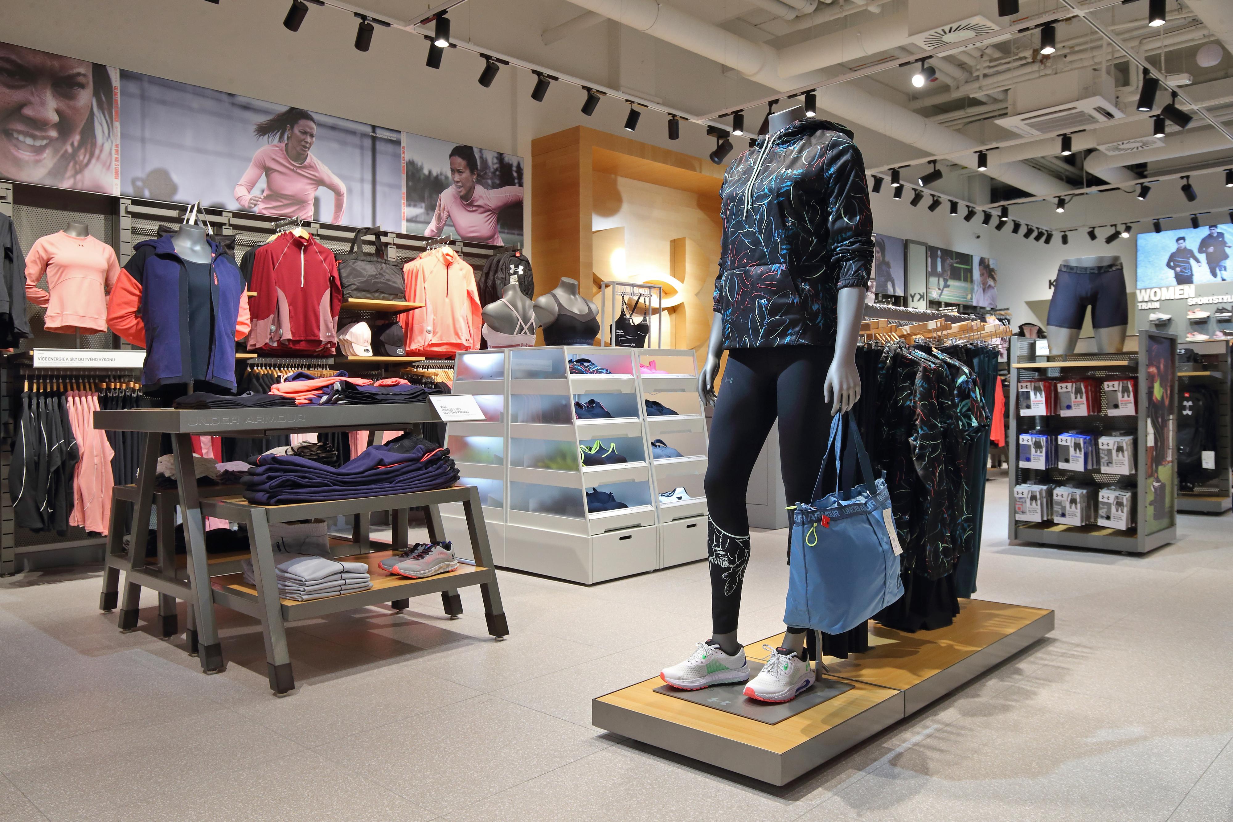 Under Armour Brand House foto 2