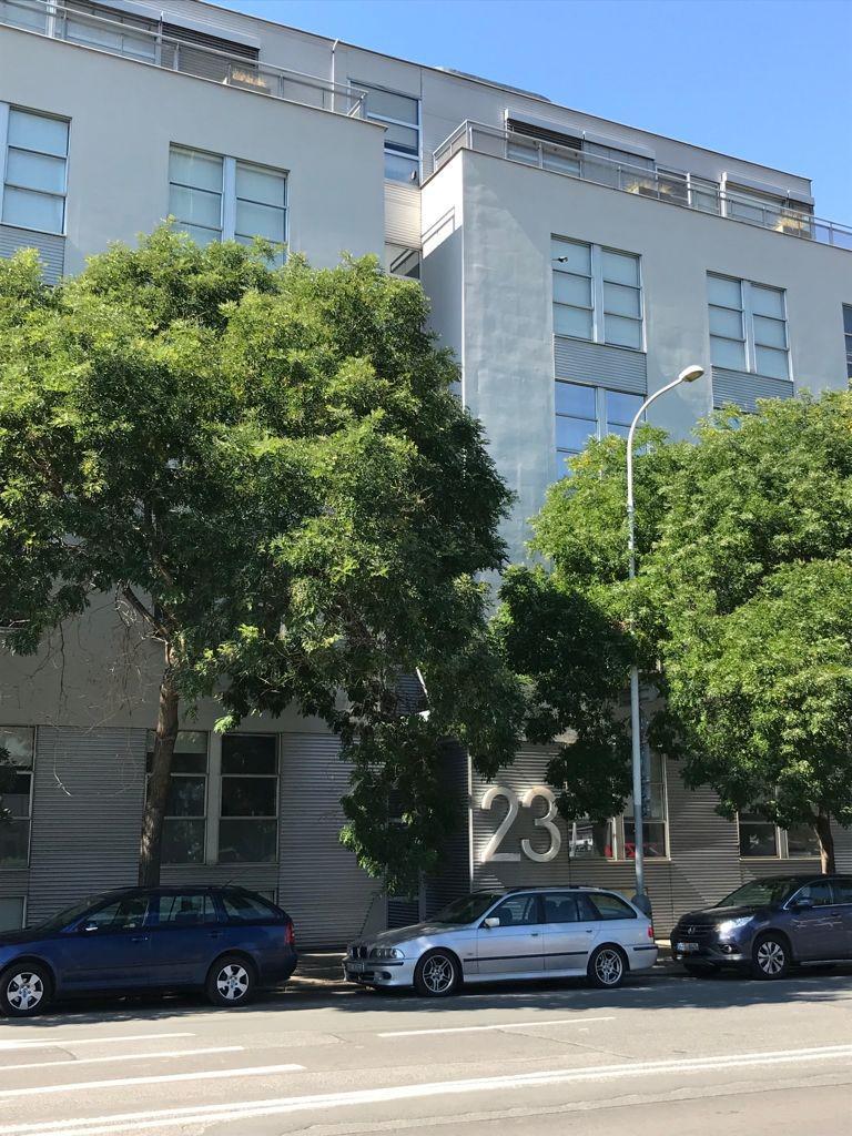 Ústav ekonomiky a managementu VŠCHT Praha foto 3