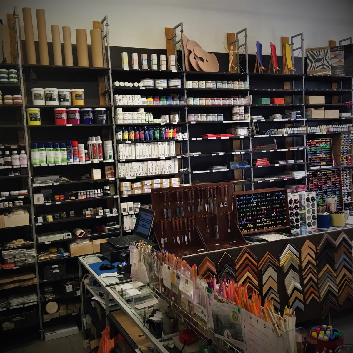 Ateliér Zebra - výtvarné potřeby a rámování foto 4