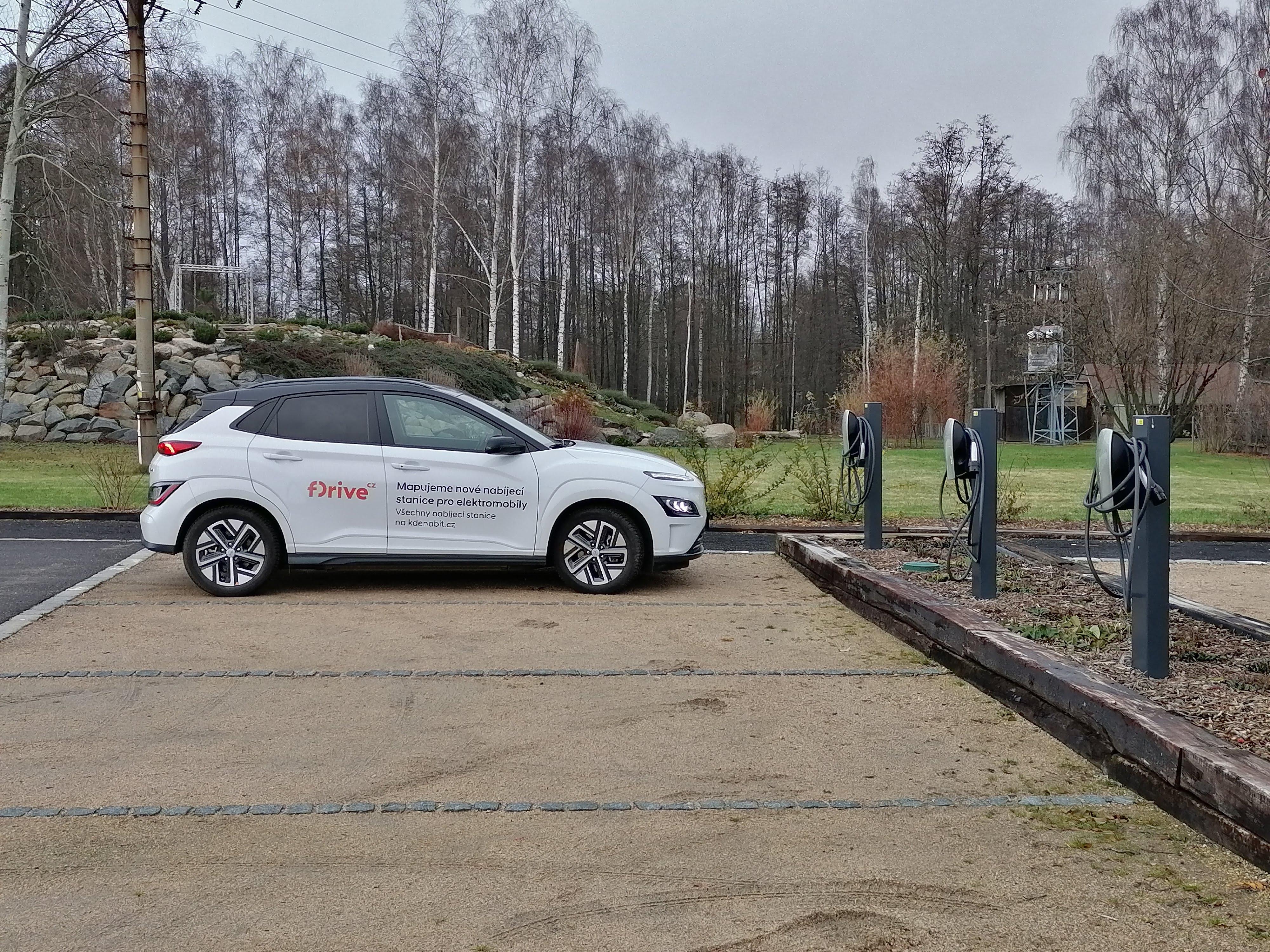 PIVOVAR KOCOUR VARNSDORF s.r.o. - Nabíjecí stanice foto 2