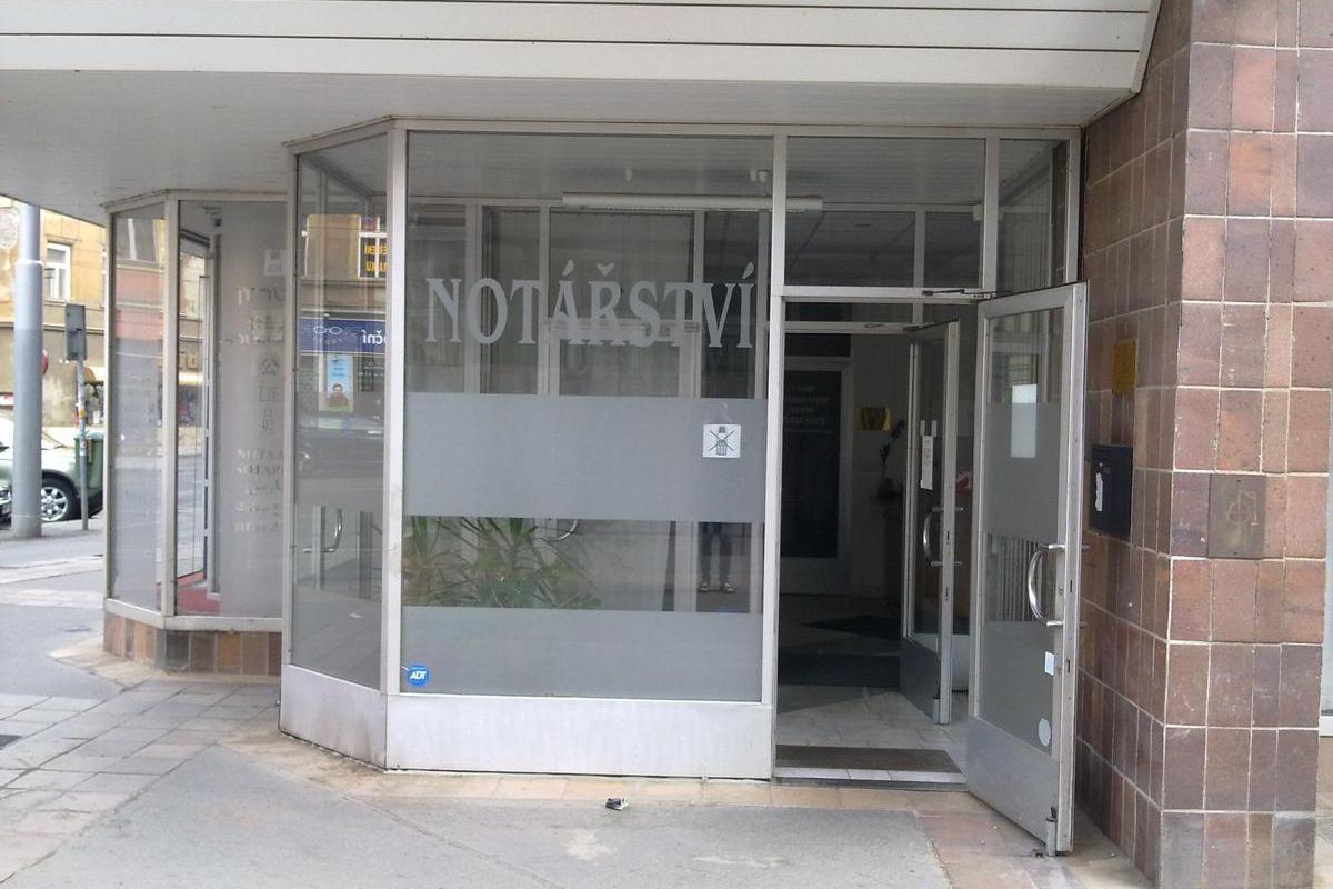 JUDr. Zuzana Holá Procházková - notářka