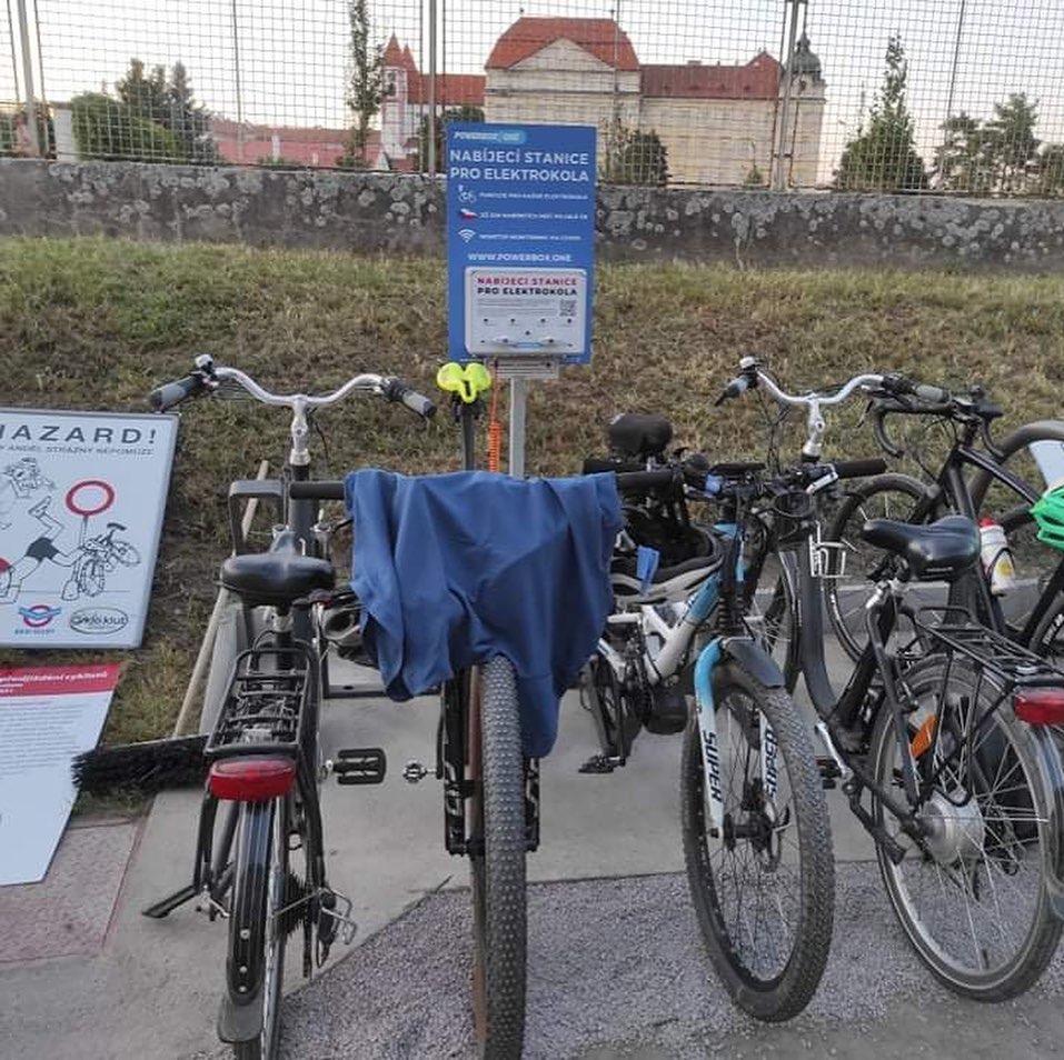 Nabíjecí stanice 1. Mezinárodní cykloturistické centrum služeb a informací v ČR foto 1