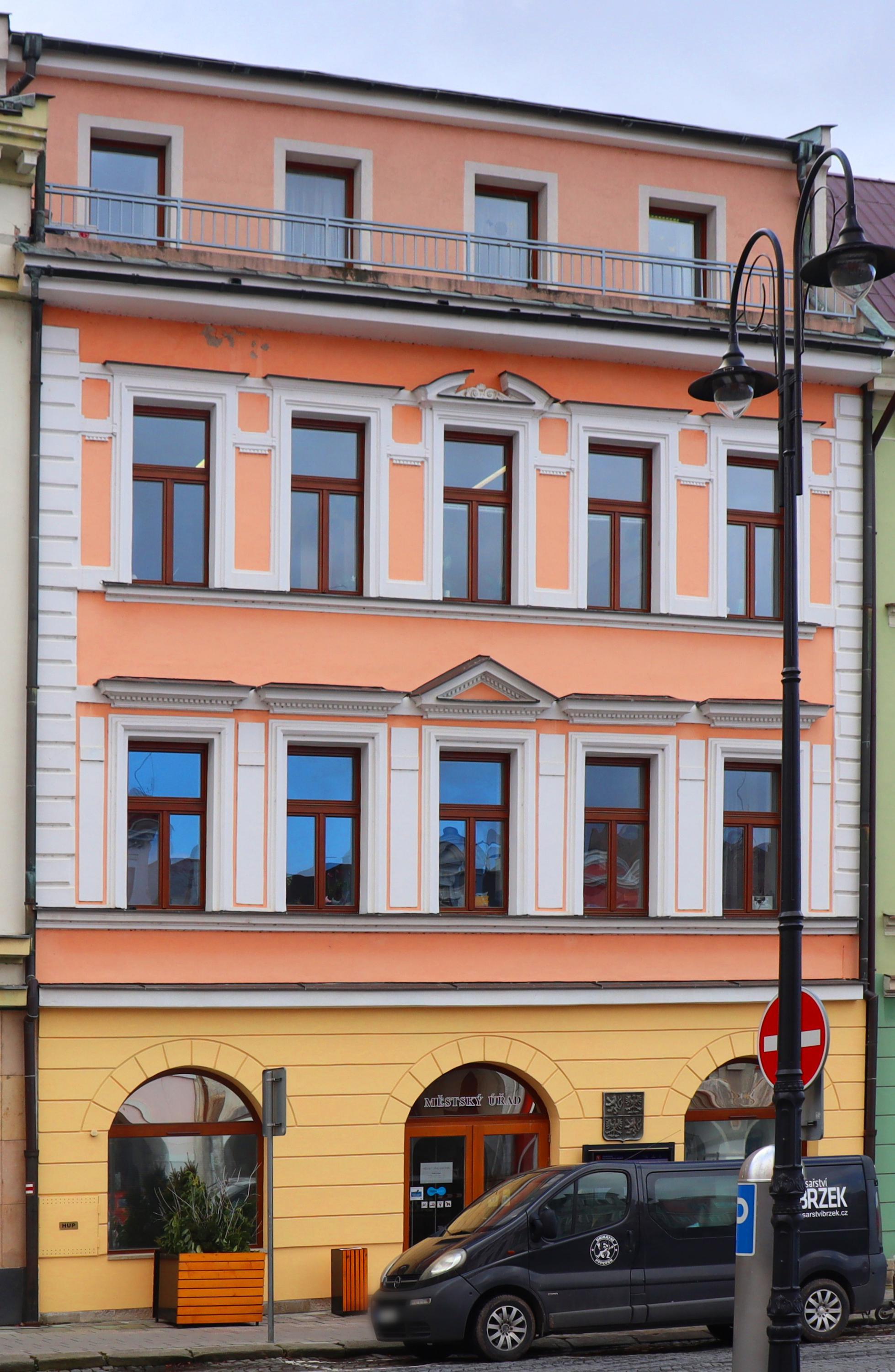Jaroměř - městský úřad foto 5