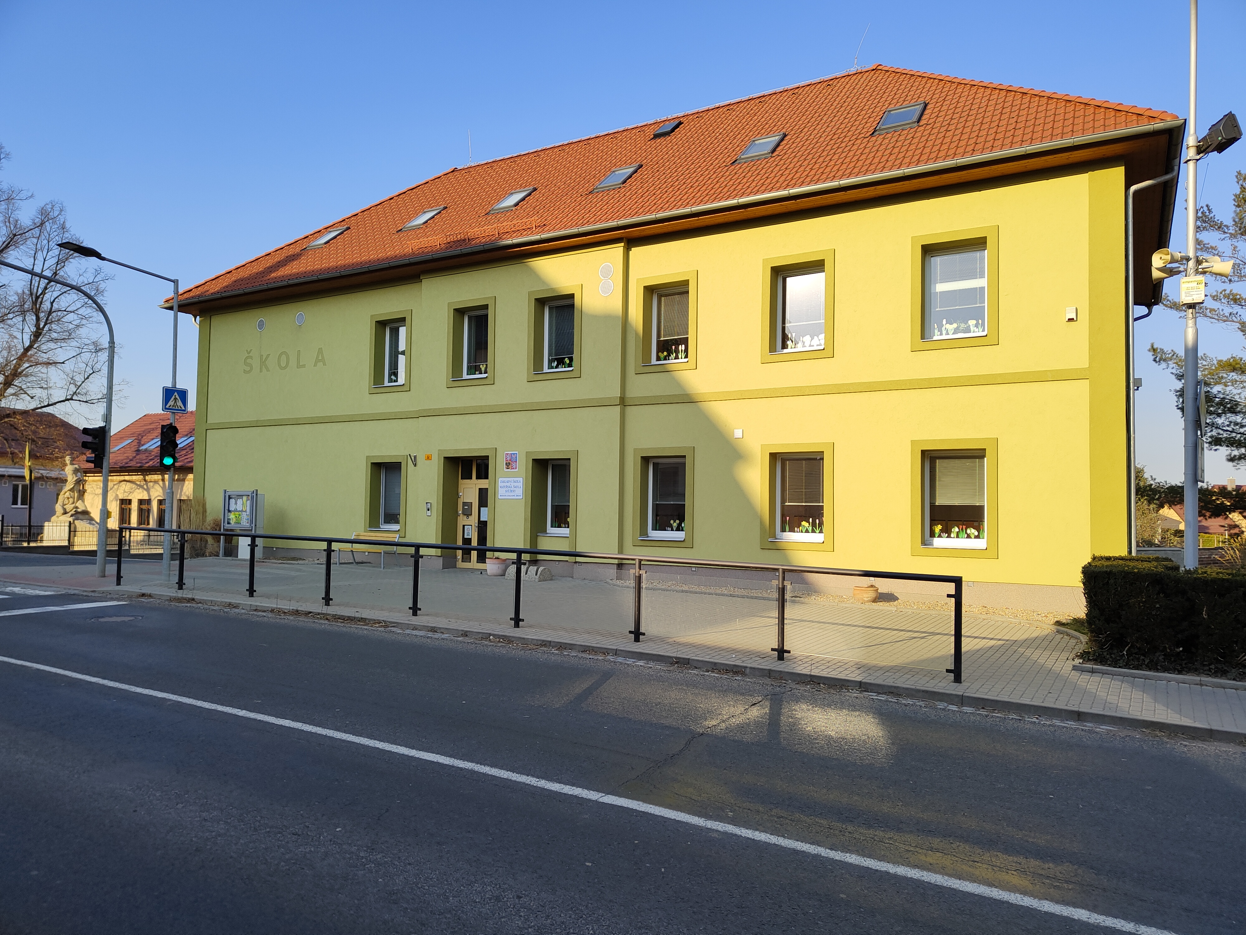 ZŠ a MŠ Stěžery foto 2