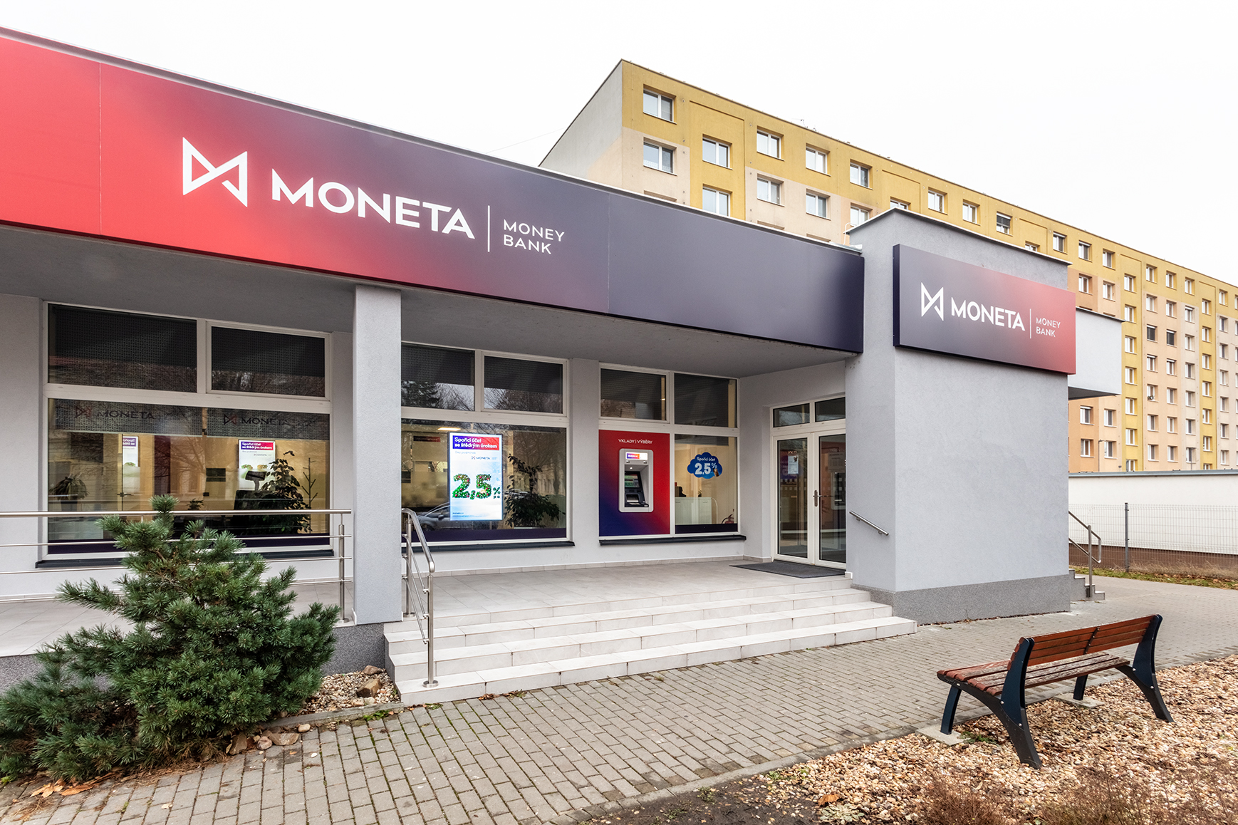 MONETA Money Bank foto 5