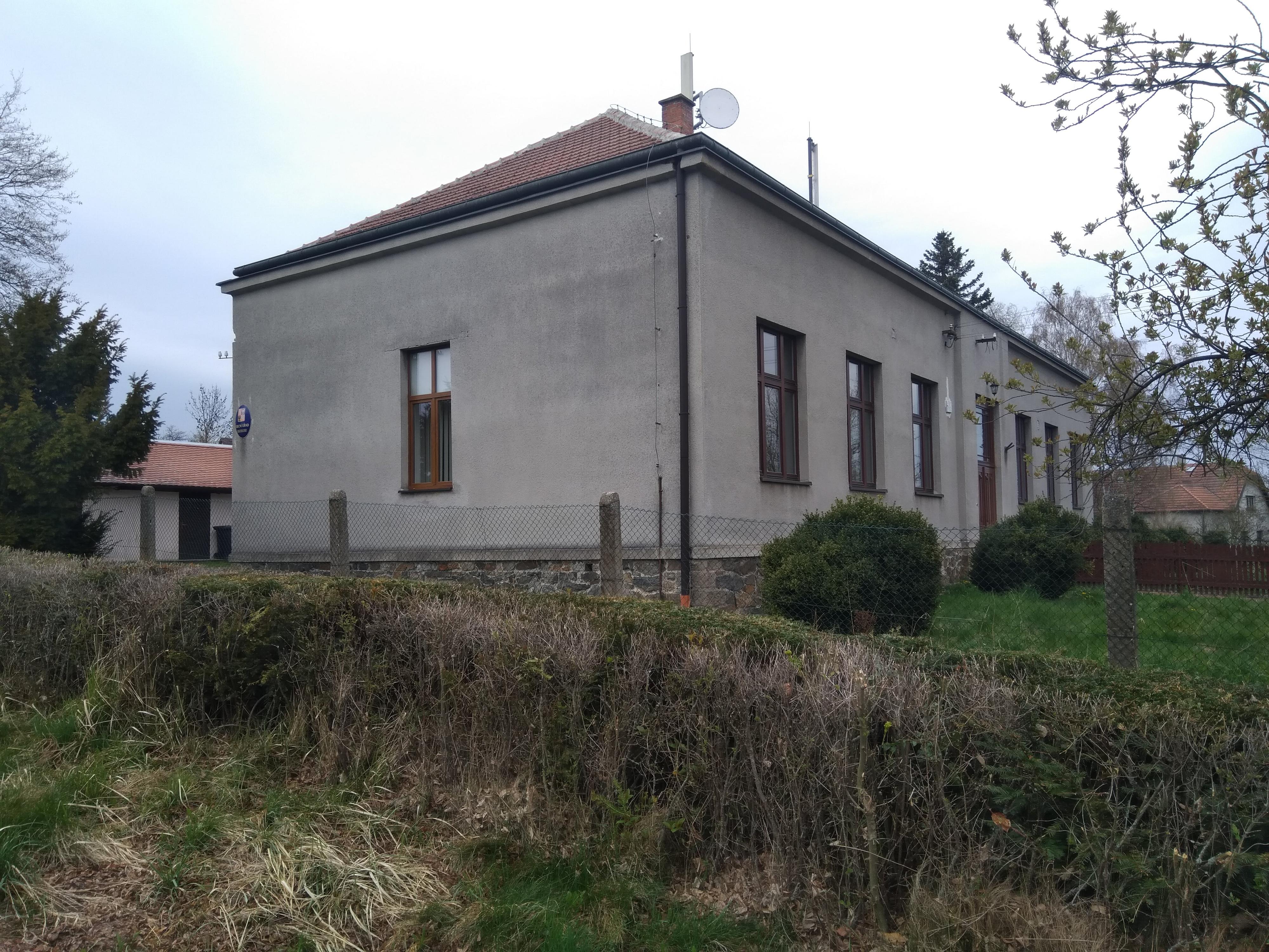 Hracholusky - obecní úřad