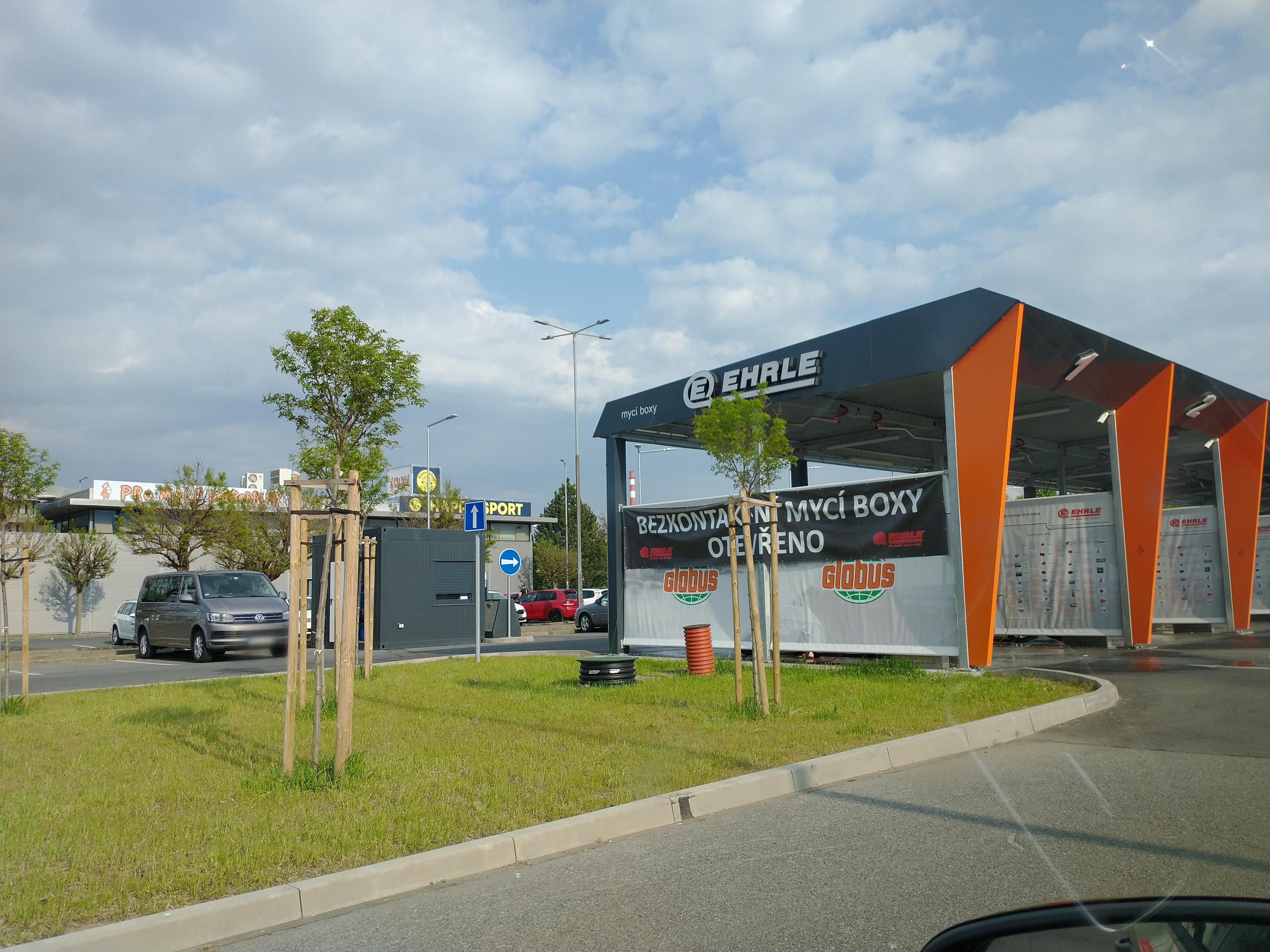 Automyčka Ehrle u Globusu