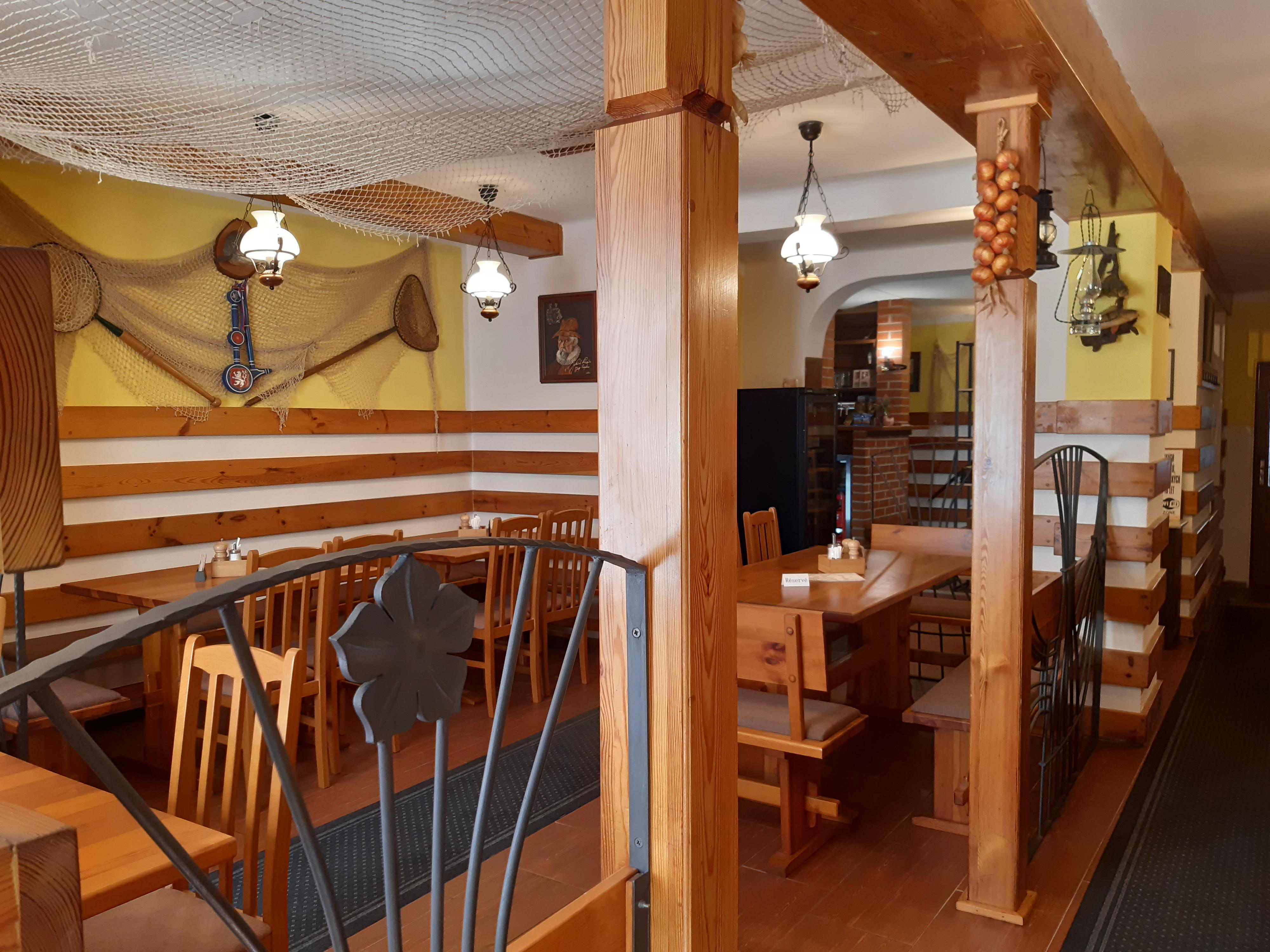 Restaurace Rožmberská bašta foto 4