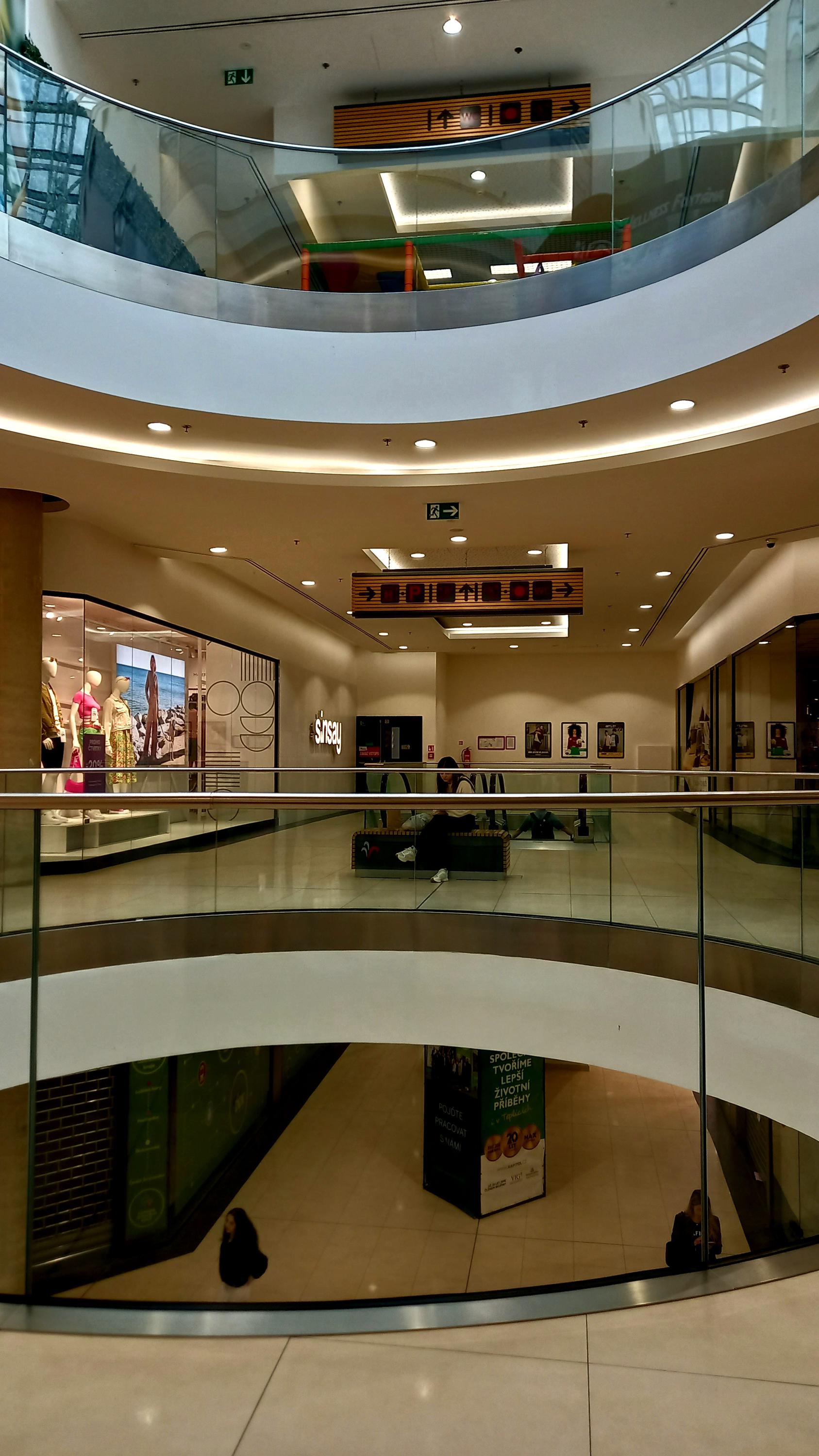 Nákupní centrum Fontána Teplice foto 6