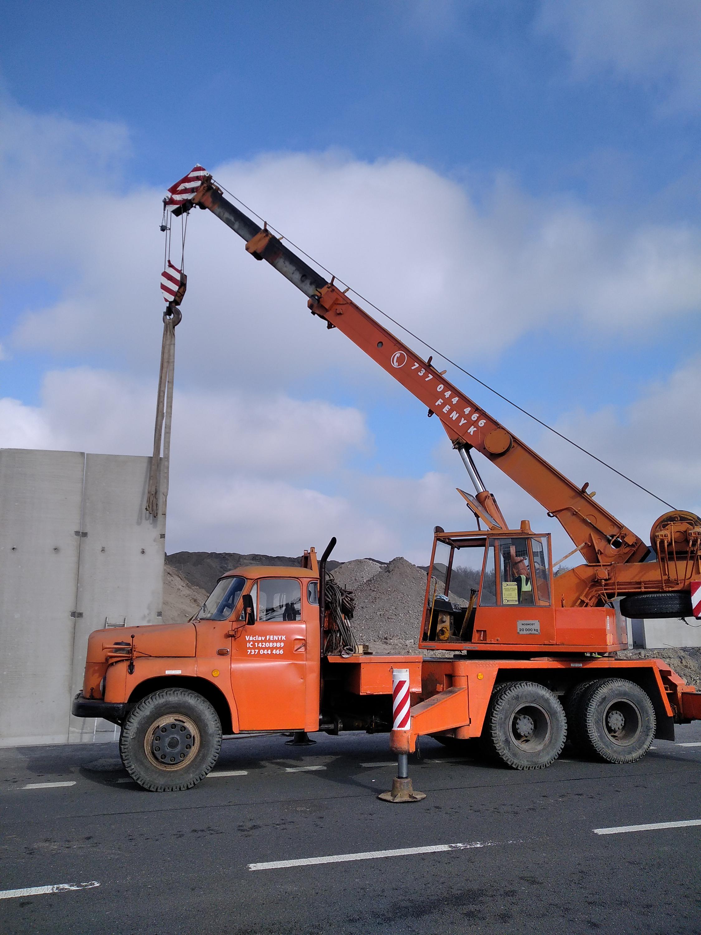 Jeřábové práce Fenyk foto 6