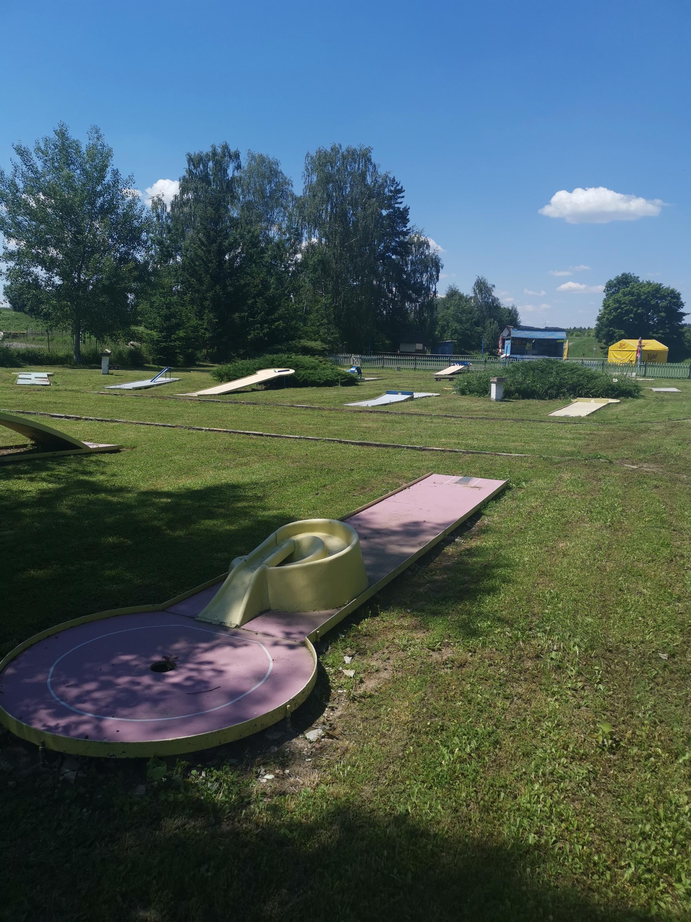Minigolf  Areál Cihelna foto 2