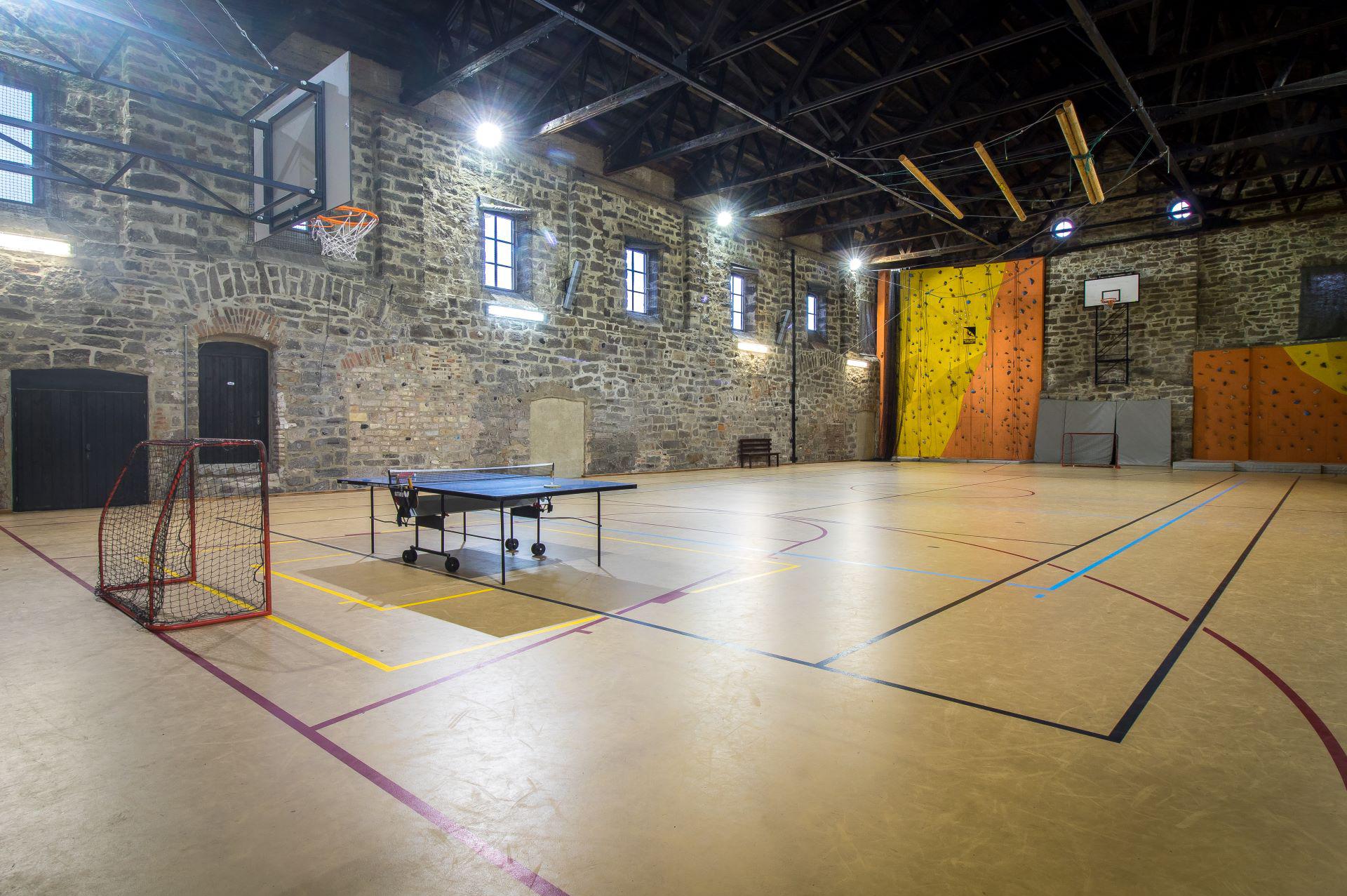 Sportovní hala Sklárna