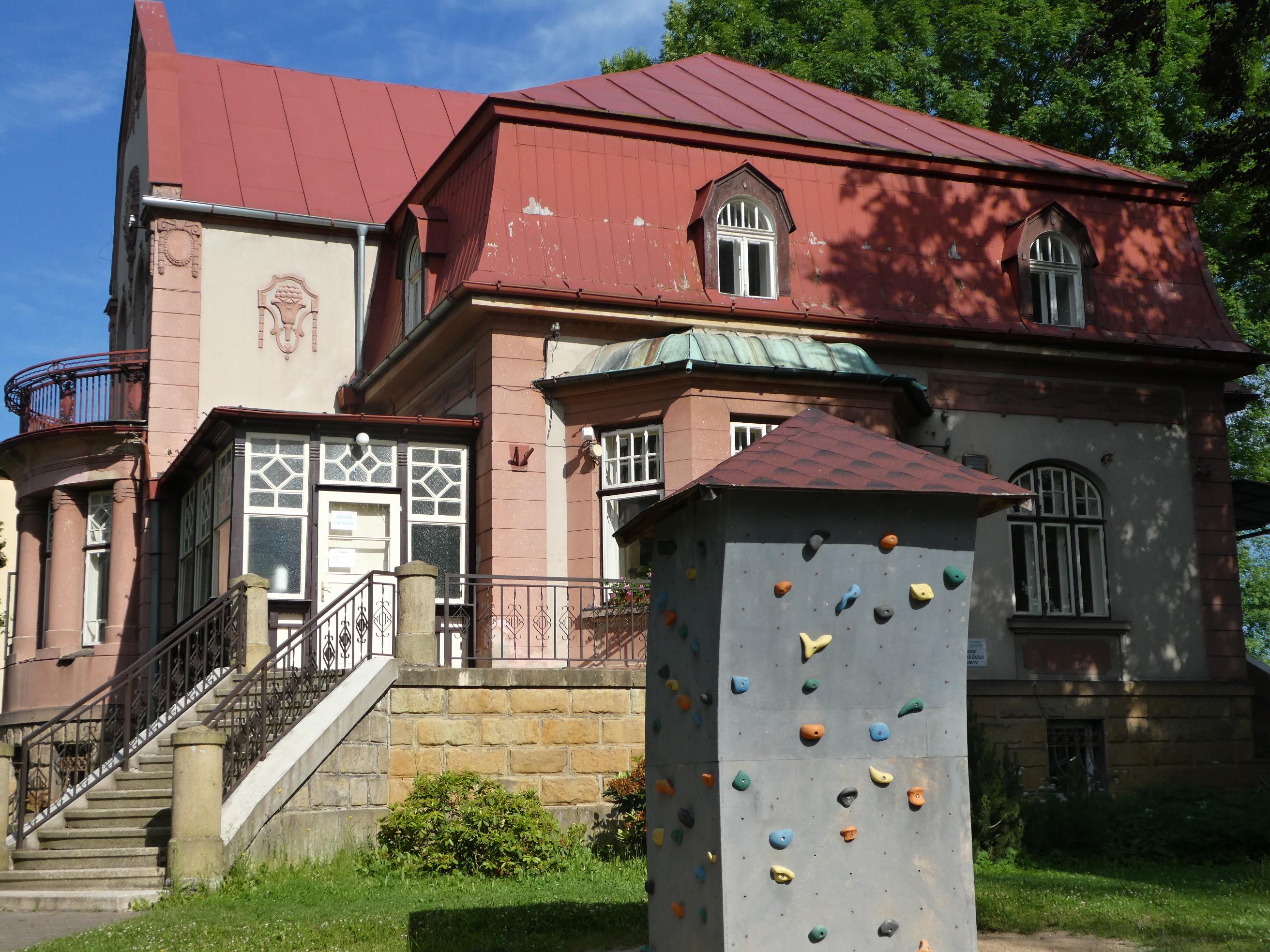 Městská knihovna Meziměstí foto 3