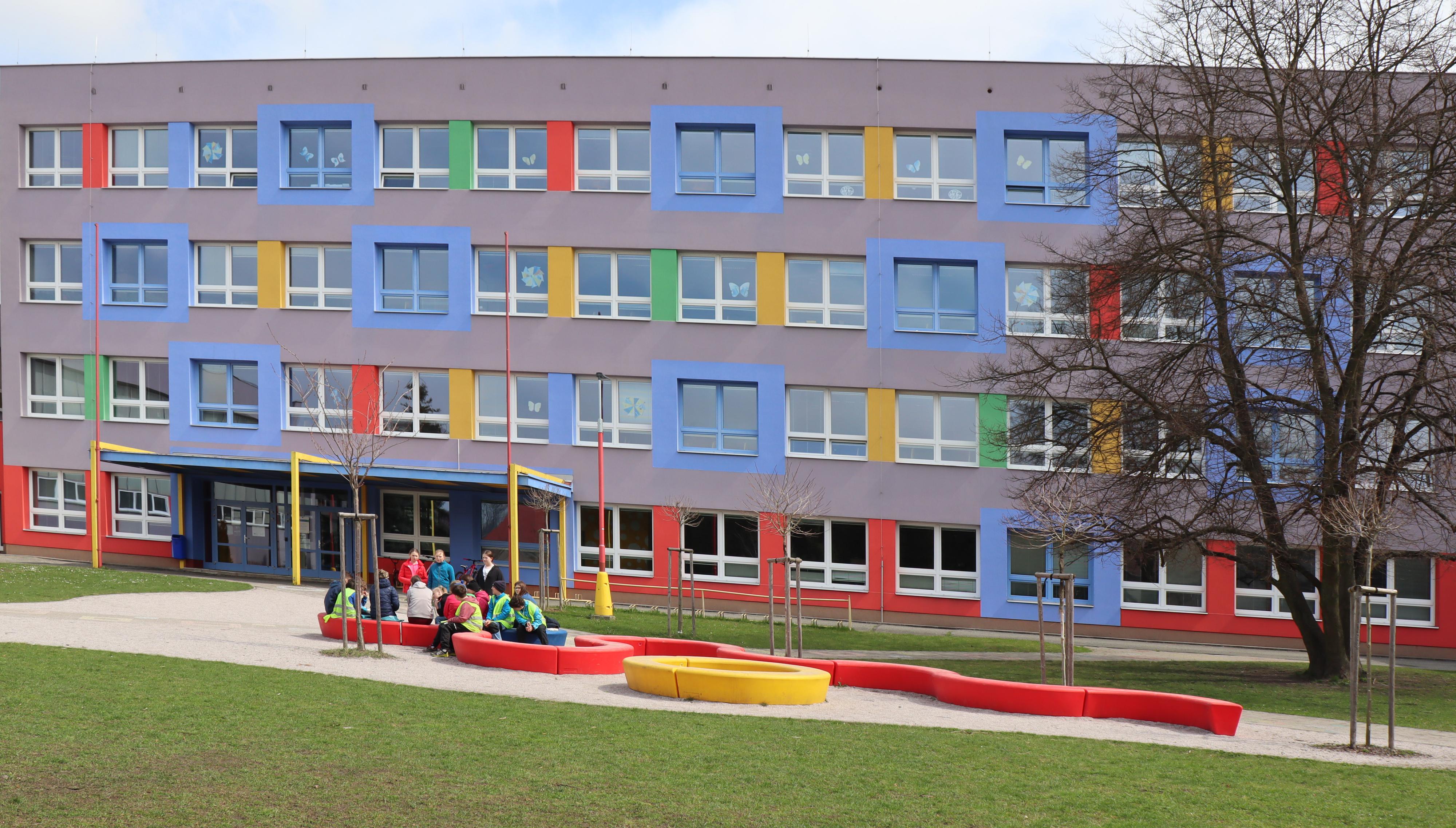 ZŠ Police nad Metují foto 5