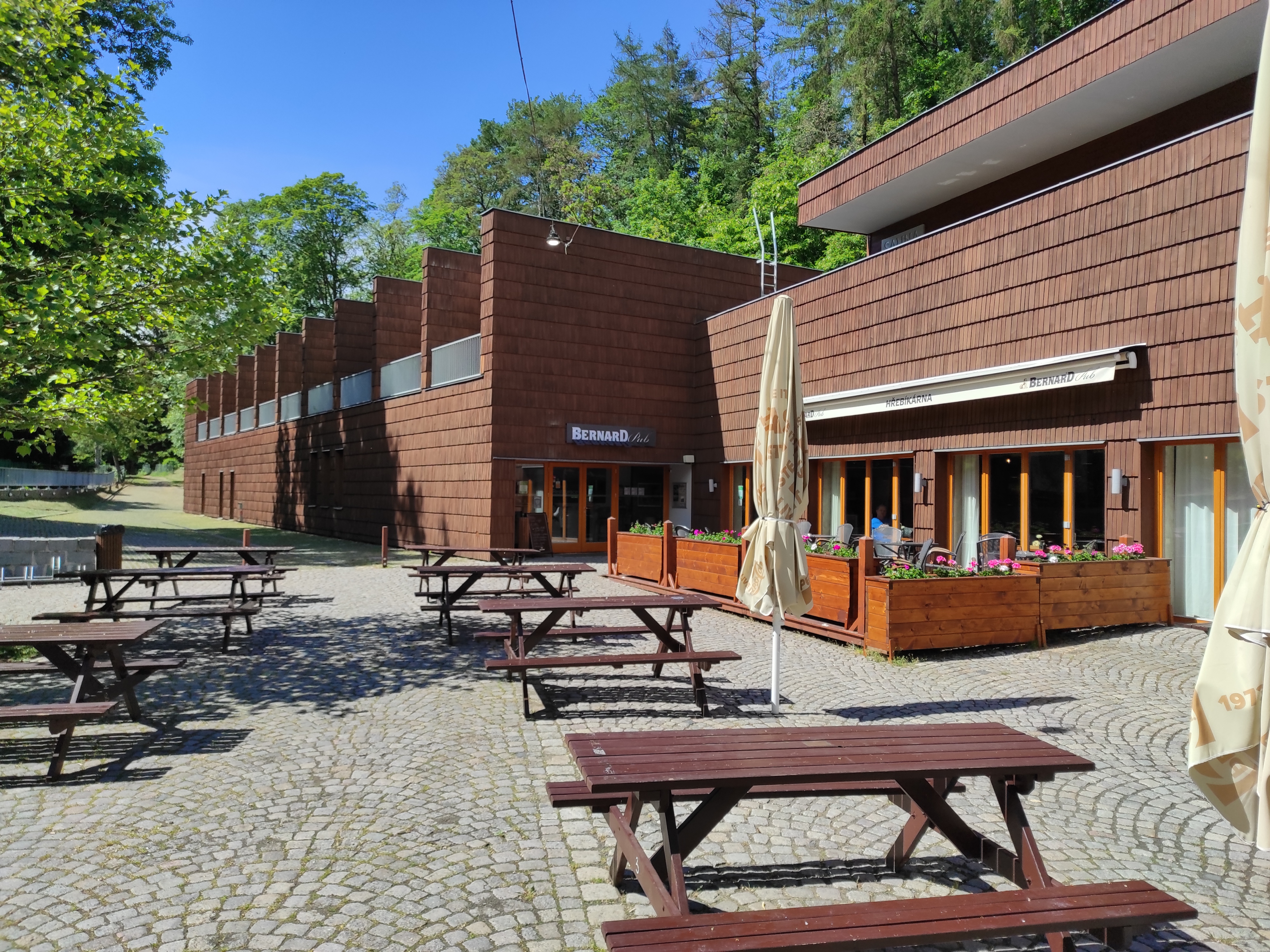 Kafe-bar Hřebíkárna foto 2