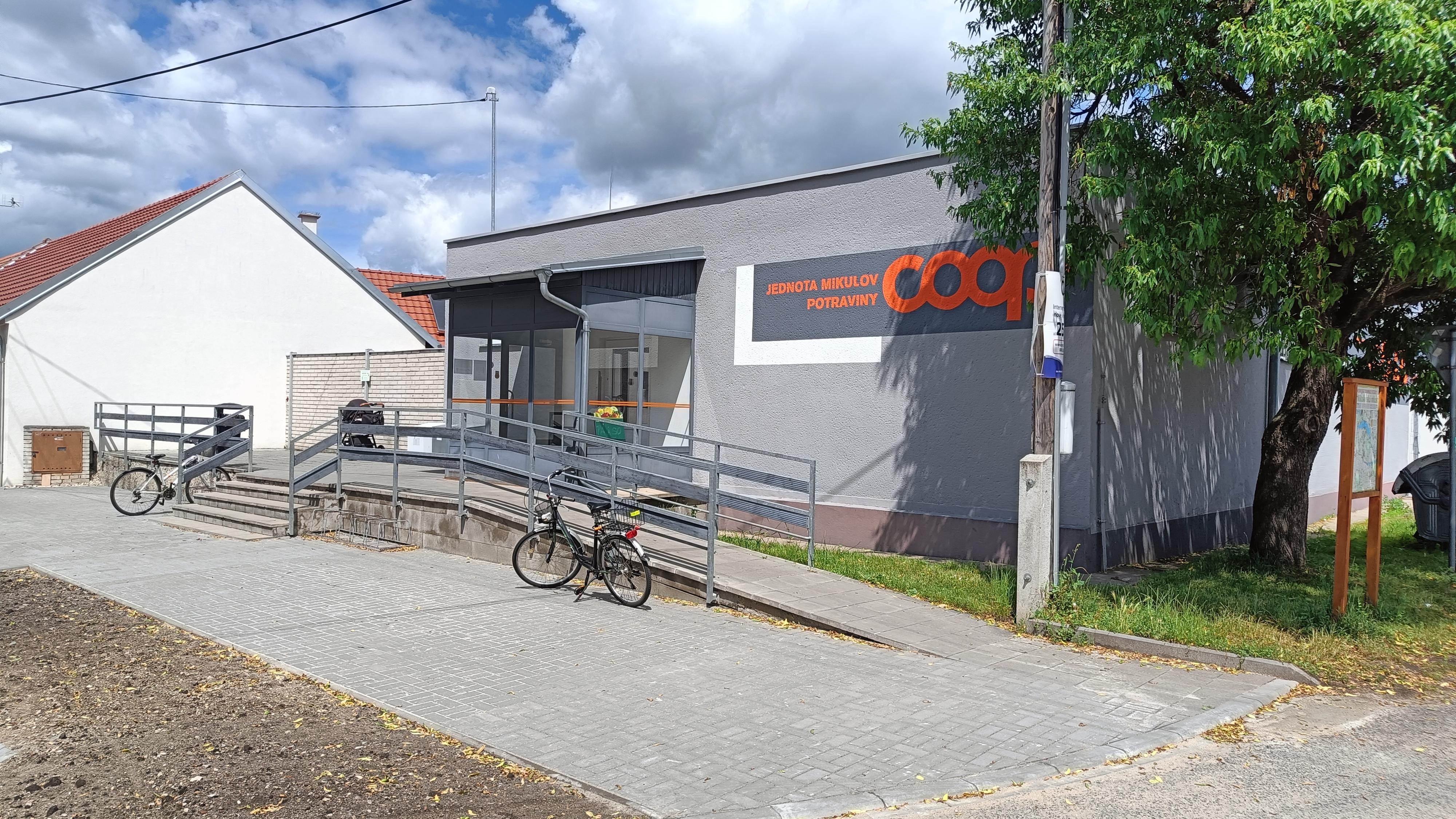 COOP - Jednota, spotřební družstvo v Mikulově foto 2