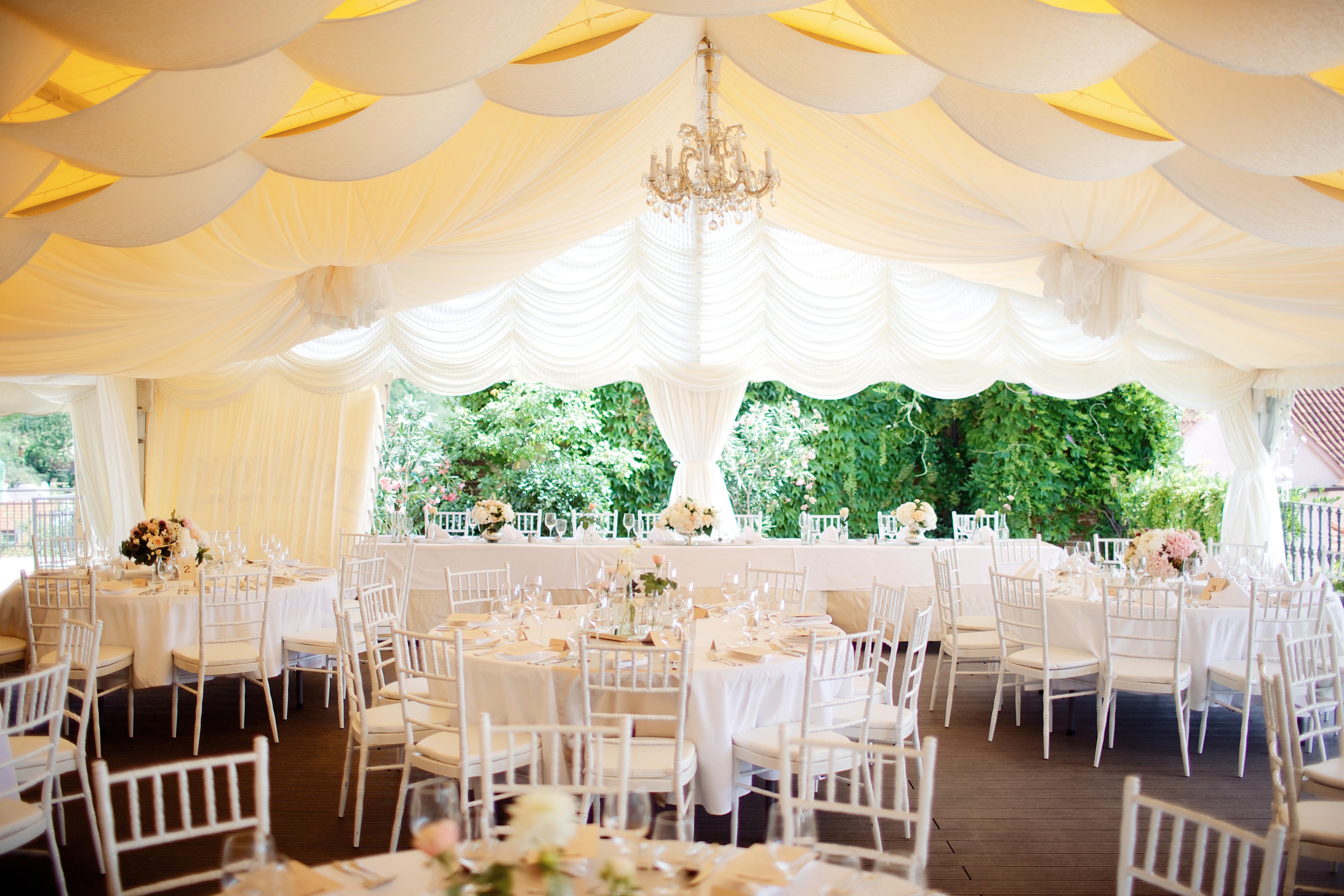 TOP PÁRTY NÁBYTEK foto 3