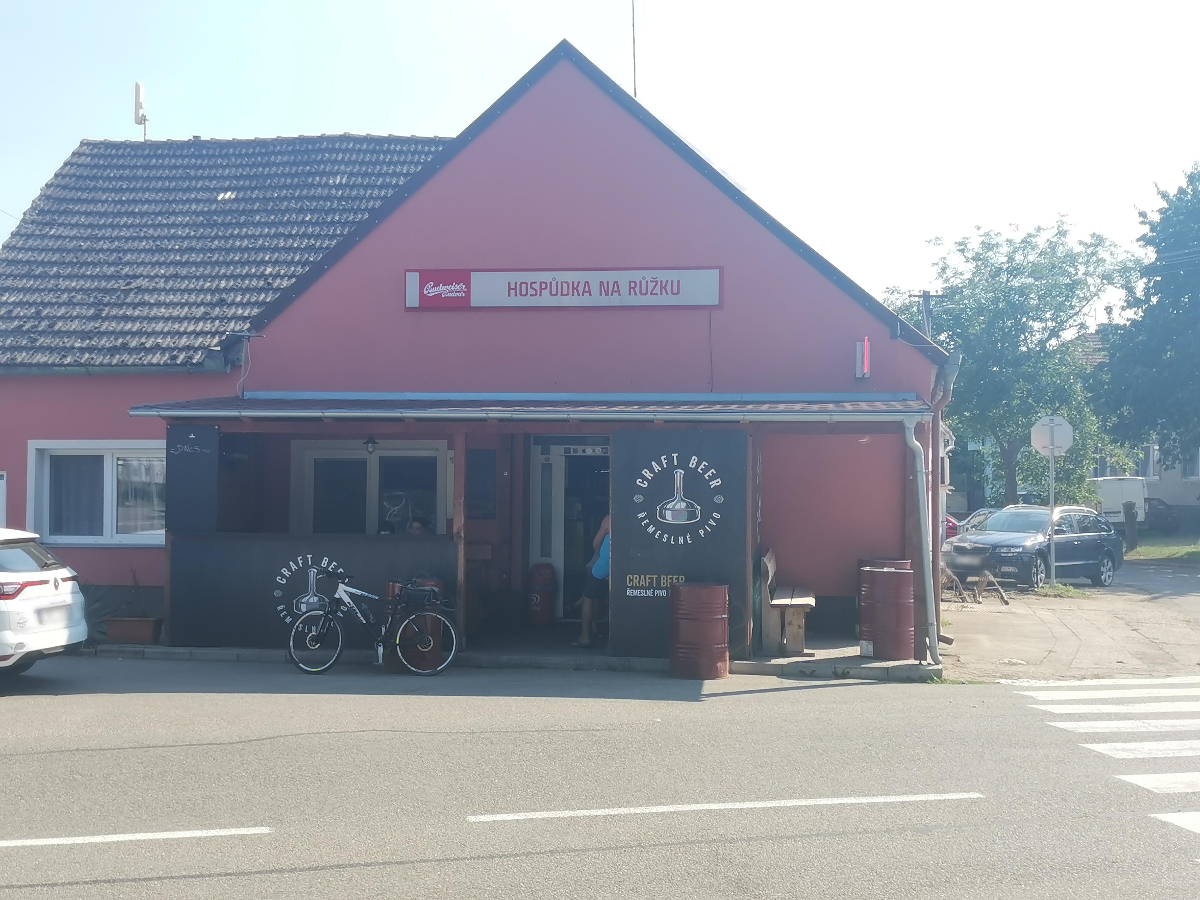 HOSPŮDKA NA RŮŽKU