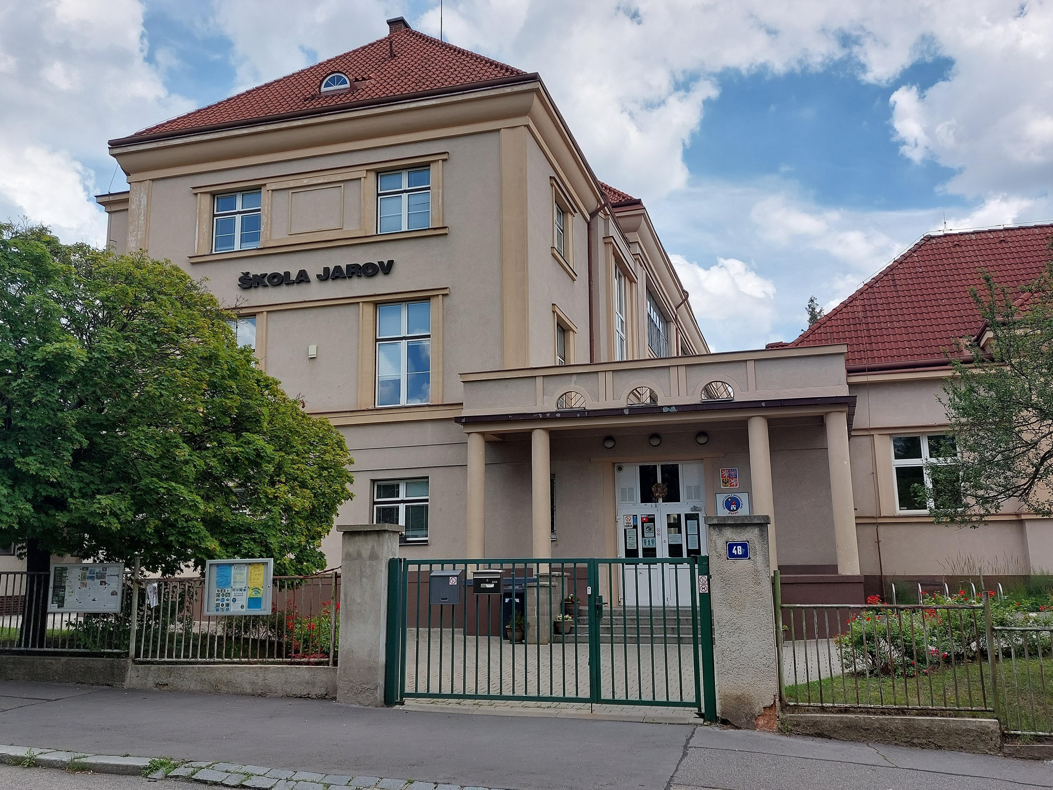 ZŠ a MŠ Jarov foto 4