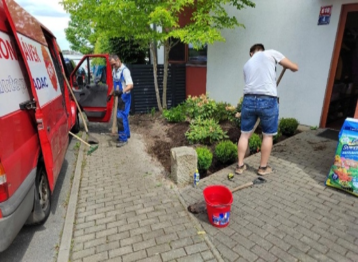 Zahradnické práce - Obchody levně foto 2