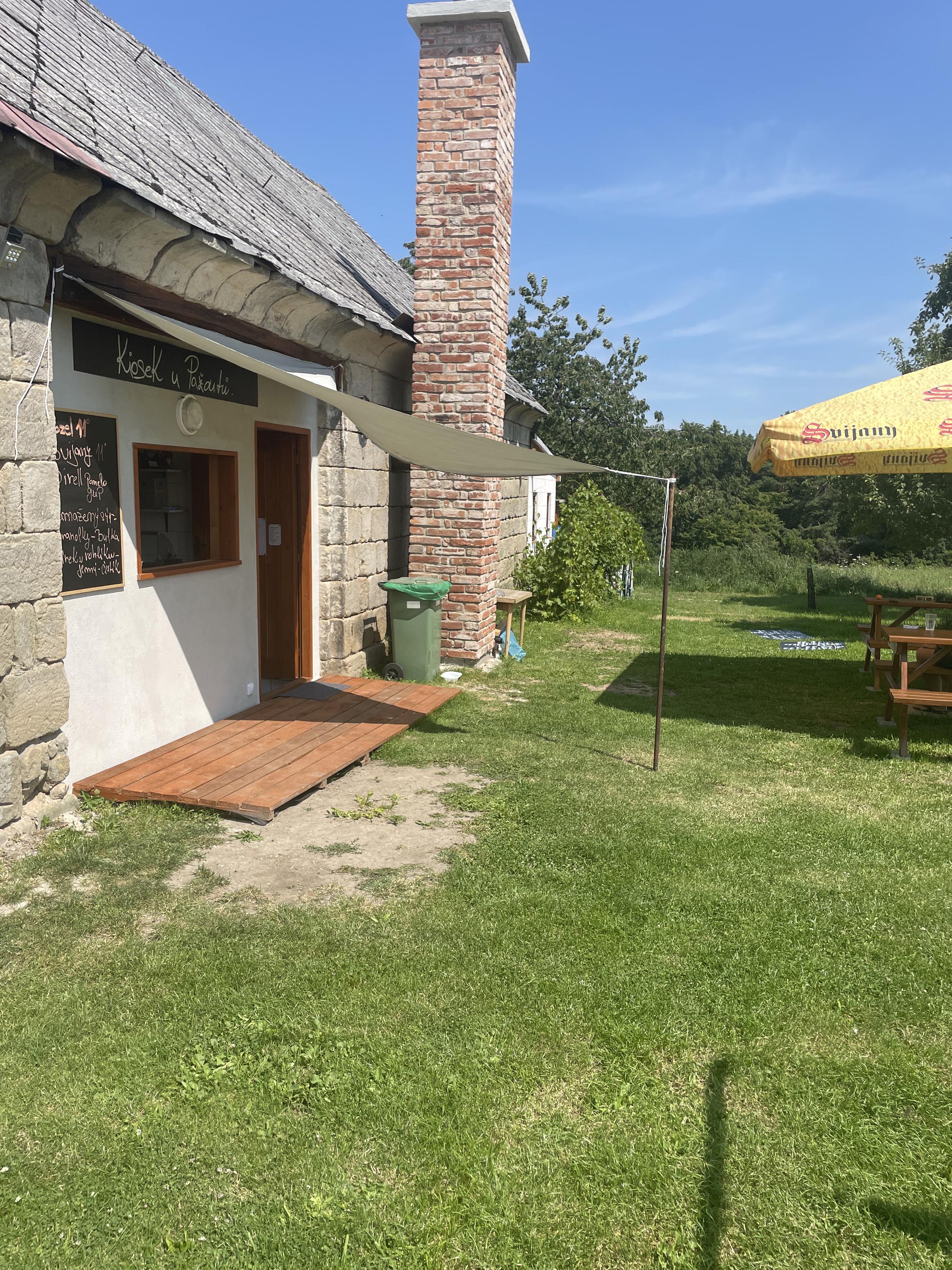 Kiosek u Pažoutu foto 2