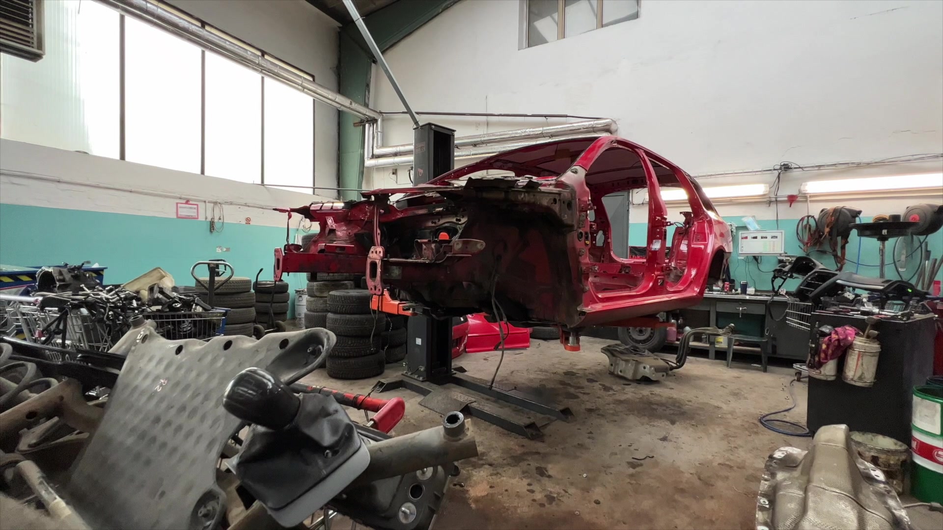 Autodíly Vojkov s.r.o. foto 2 (náhled videa)