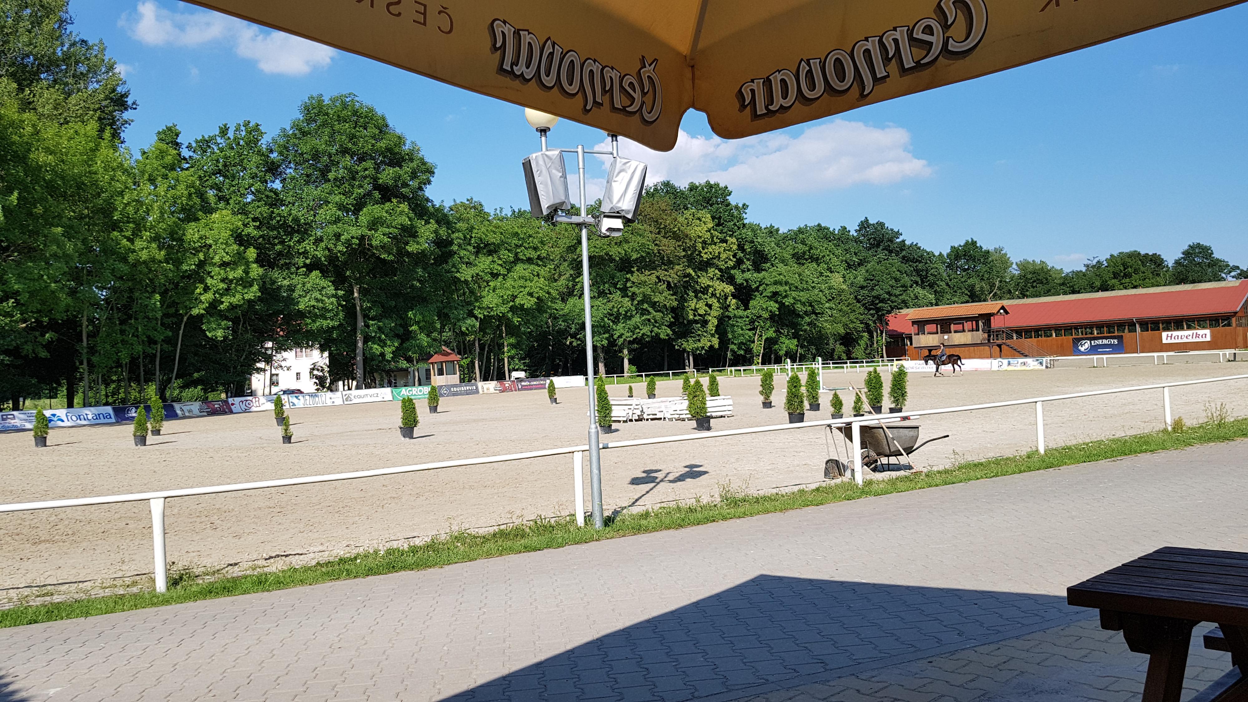 Jezdecká škola Equus Kinsky