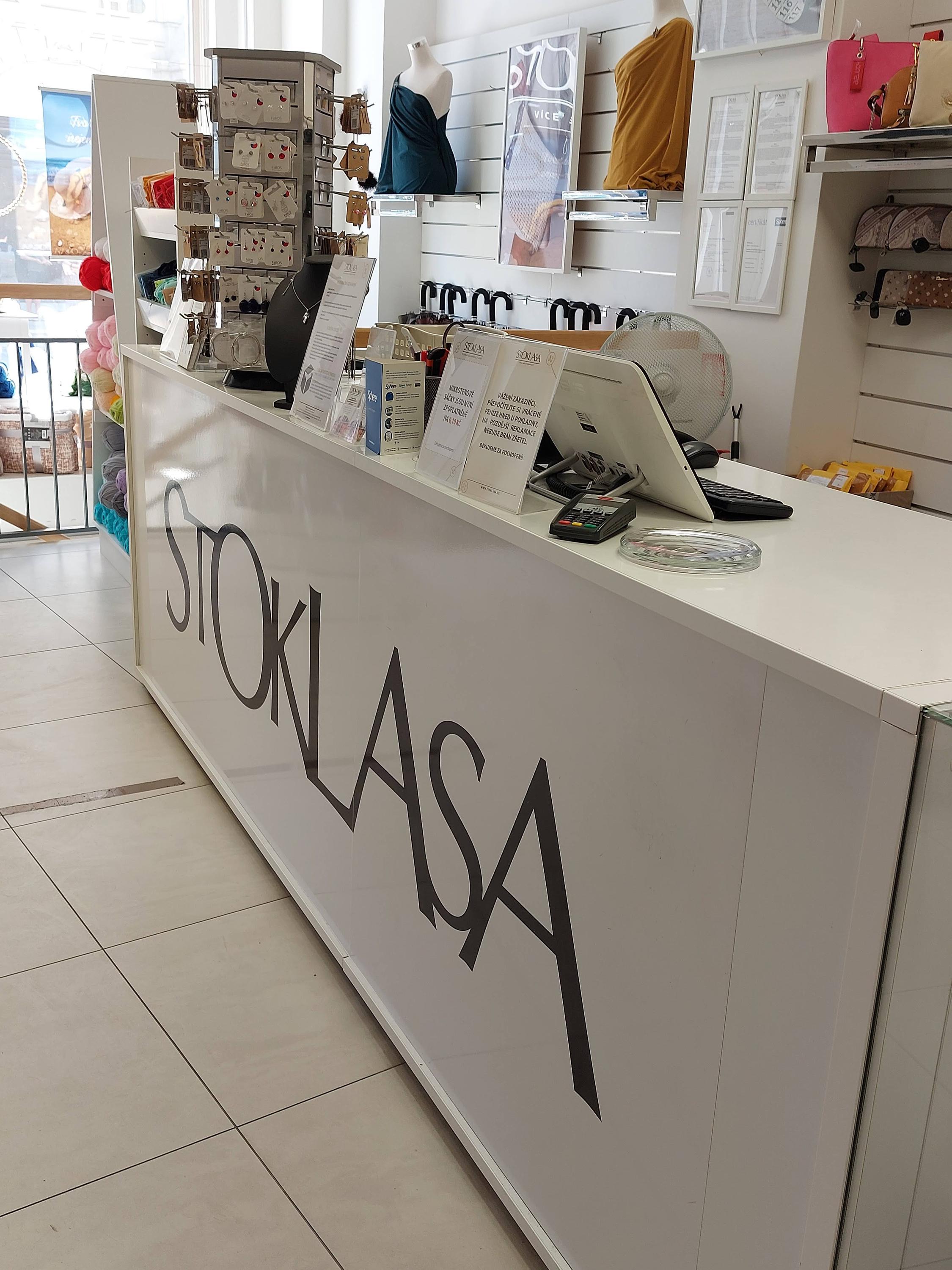 STOKLASA galanterie a látky foto 4