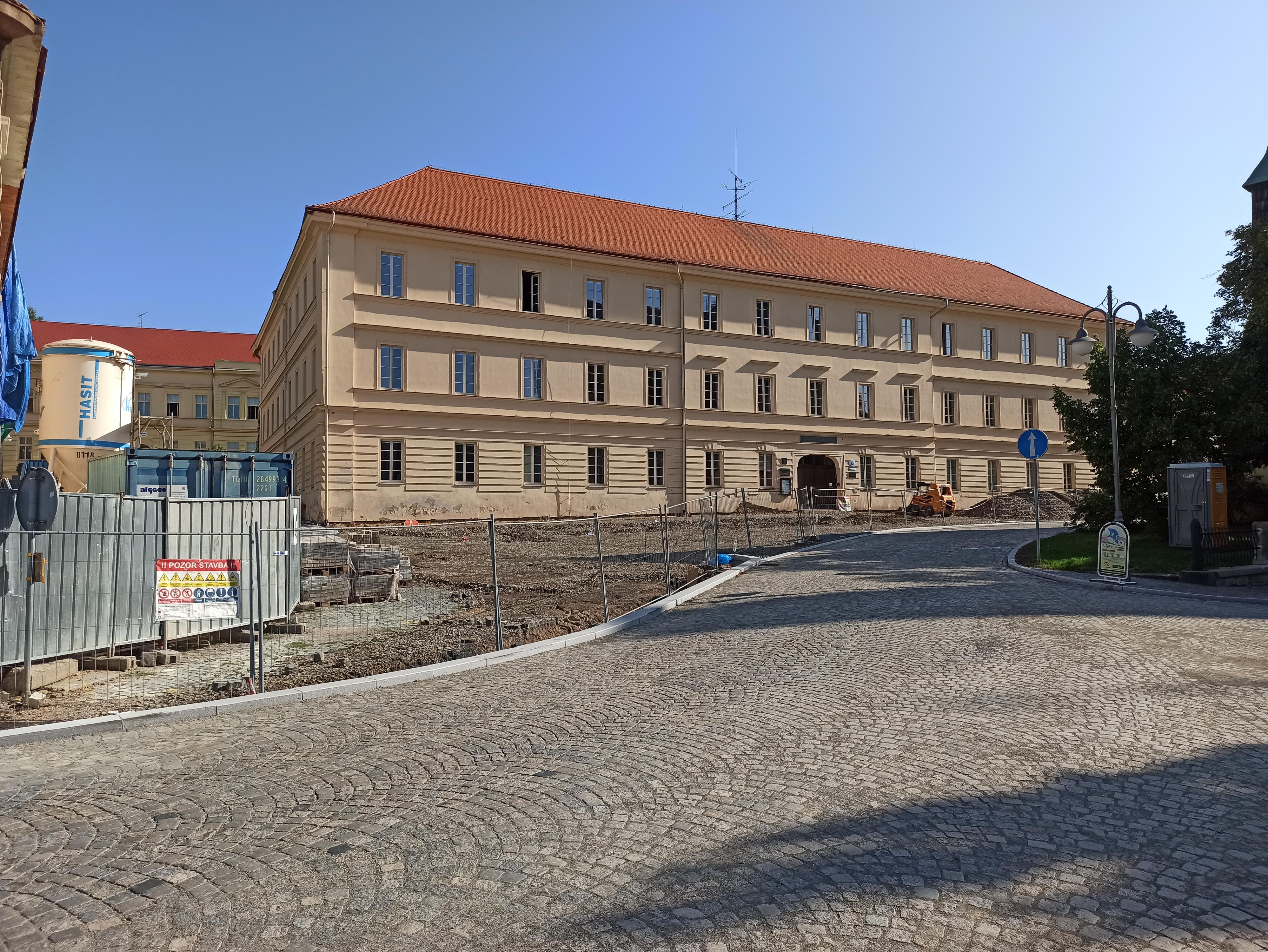 Gymnázium Zikmunda Wintra, Rakovník foto 6