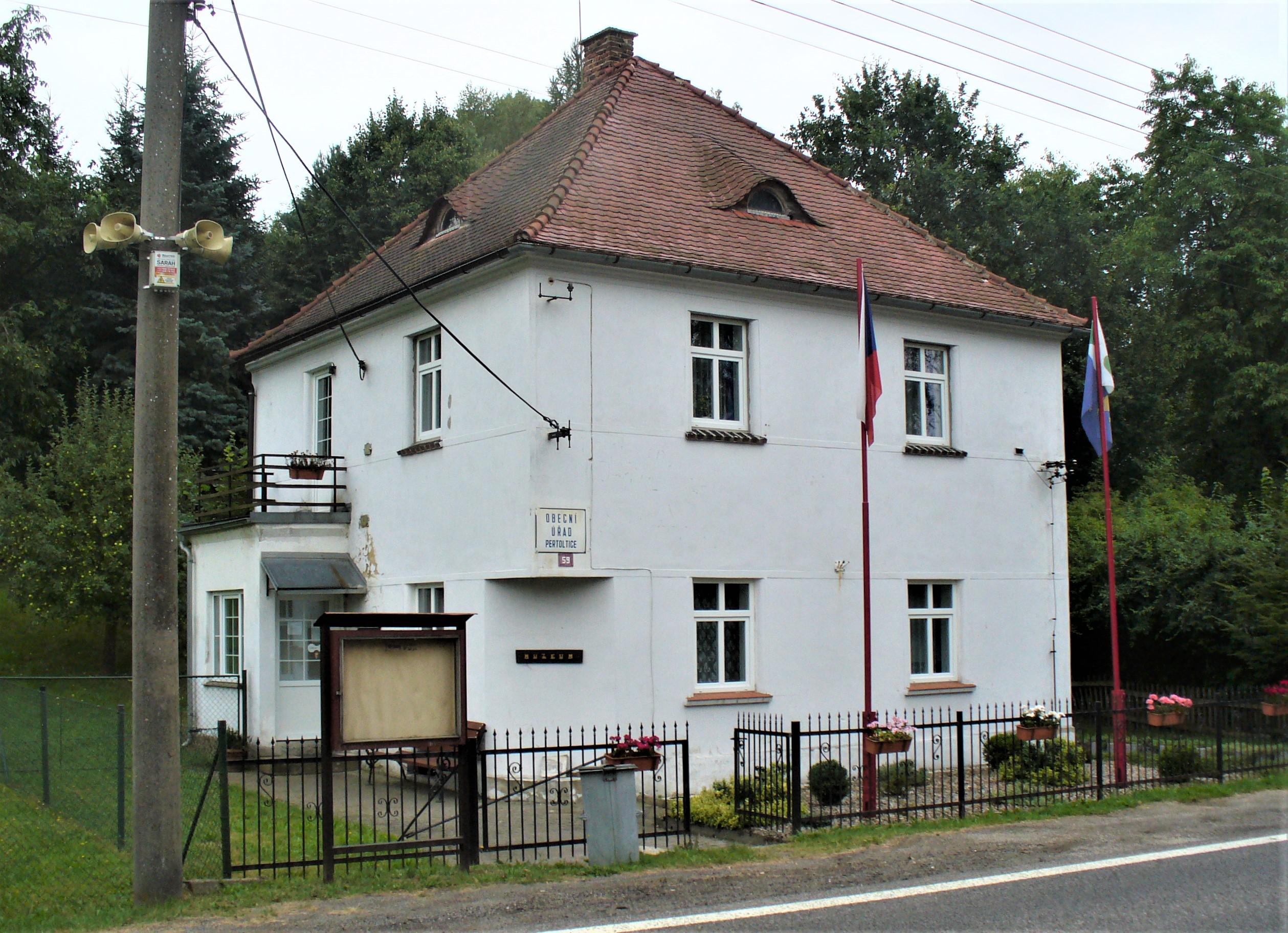 Pertoltice - obecní úřad