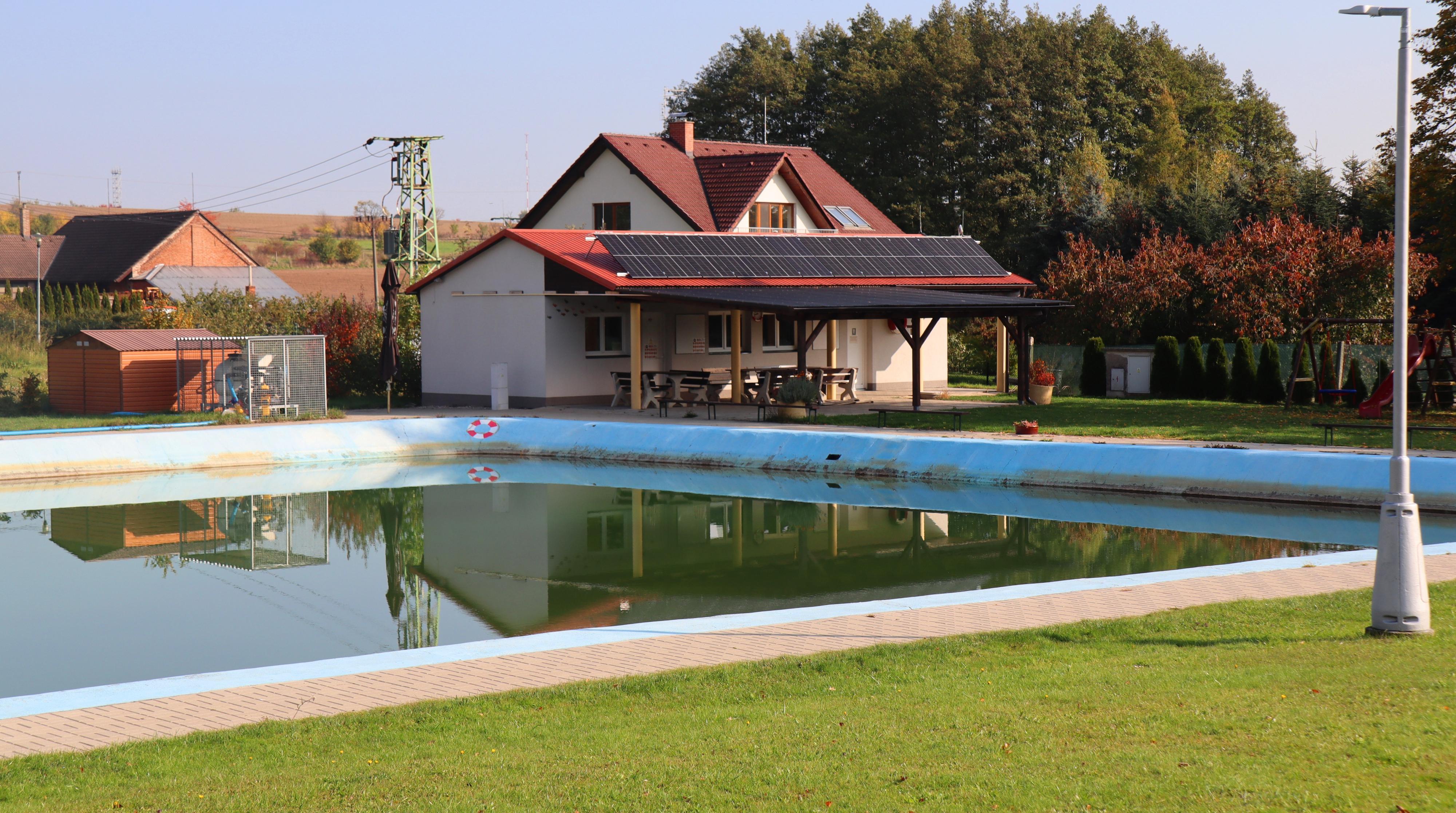 Koupaliště Stěžírky - Požární nádrž foto 1