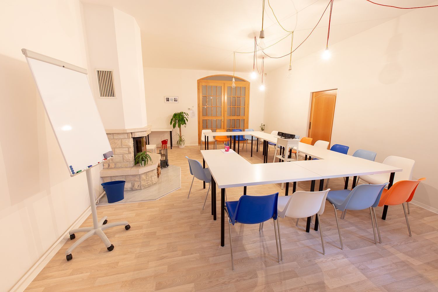 Pronájem místnosti Krb