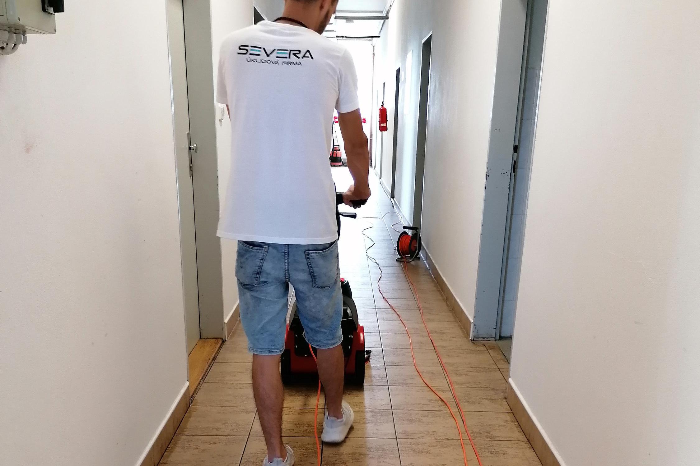 Severa úklidová firma