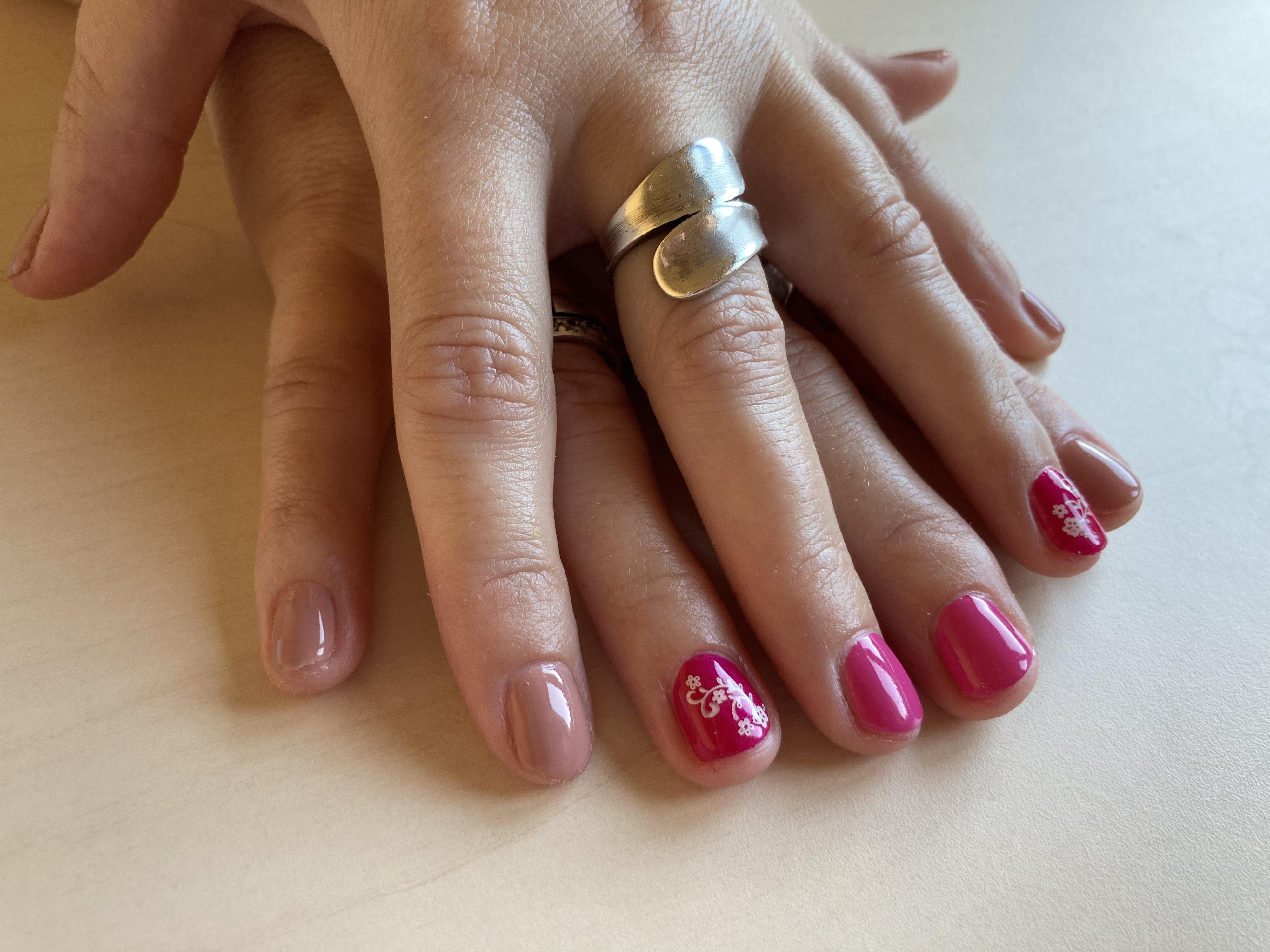 Gabriela Königová GABOO - nehtové studio foto 4