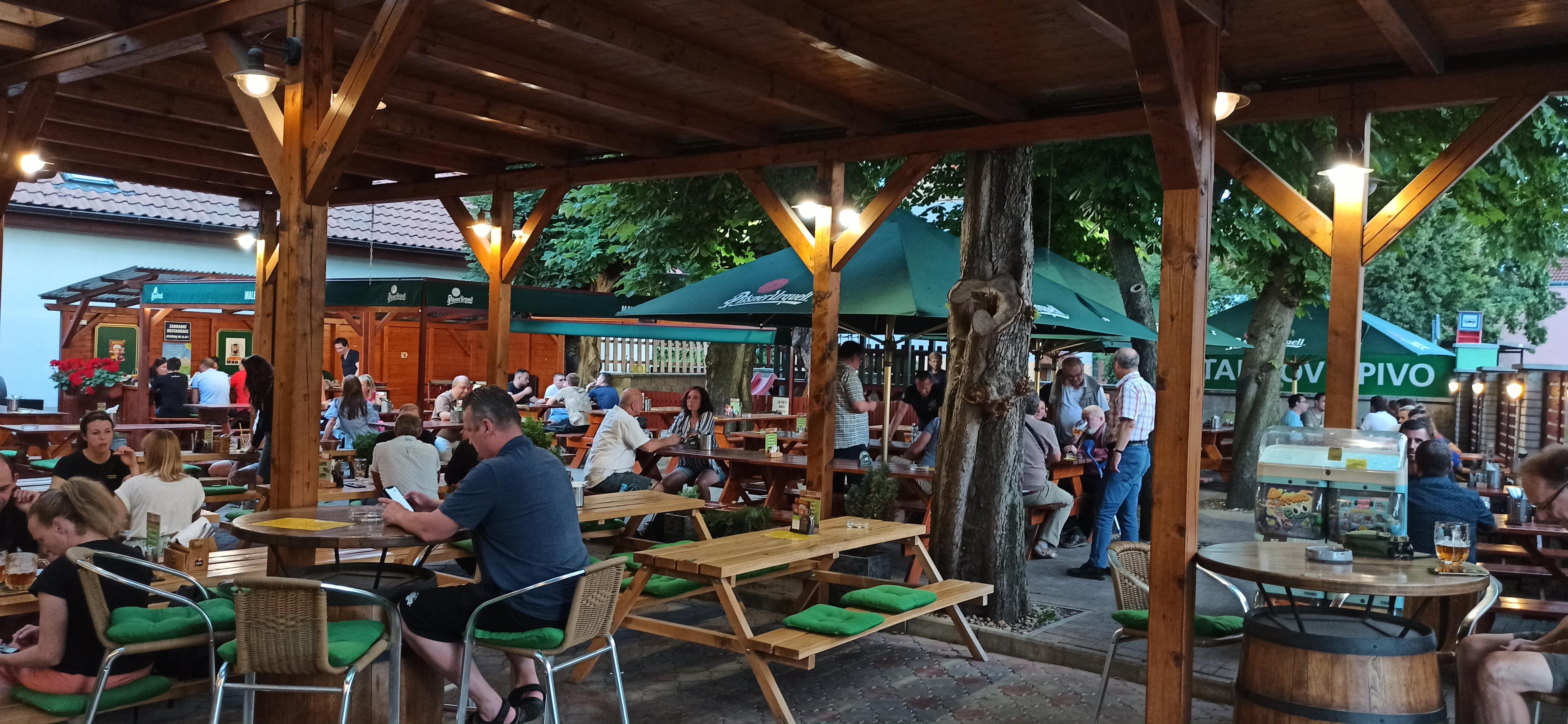 Restaurace Malešická Tvrz foto 2