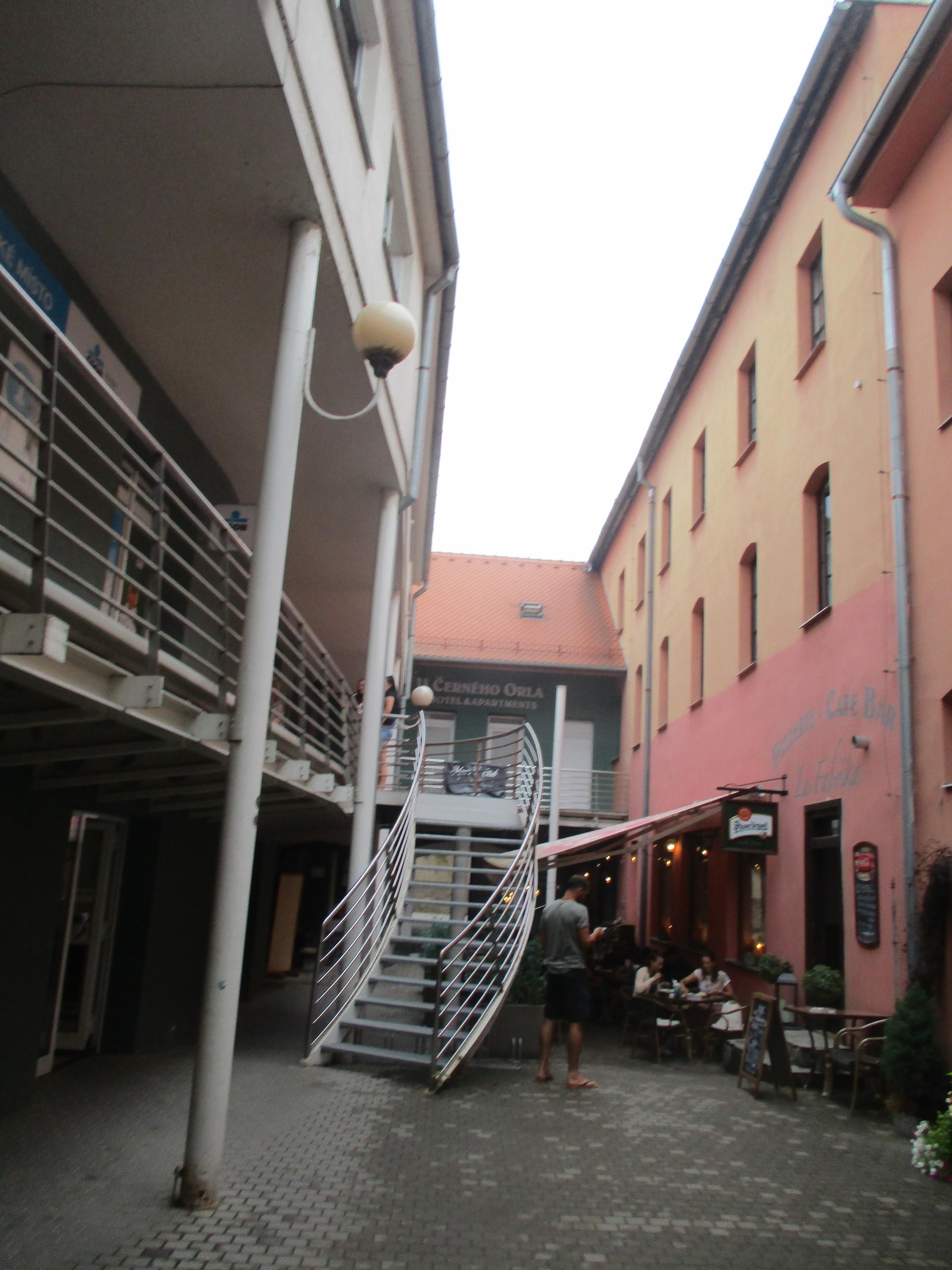 Pizzerie La Fabrika foto 3