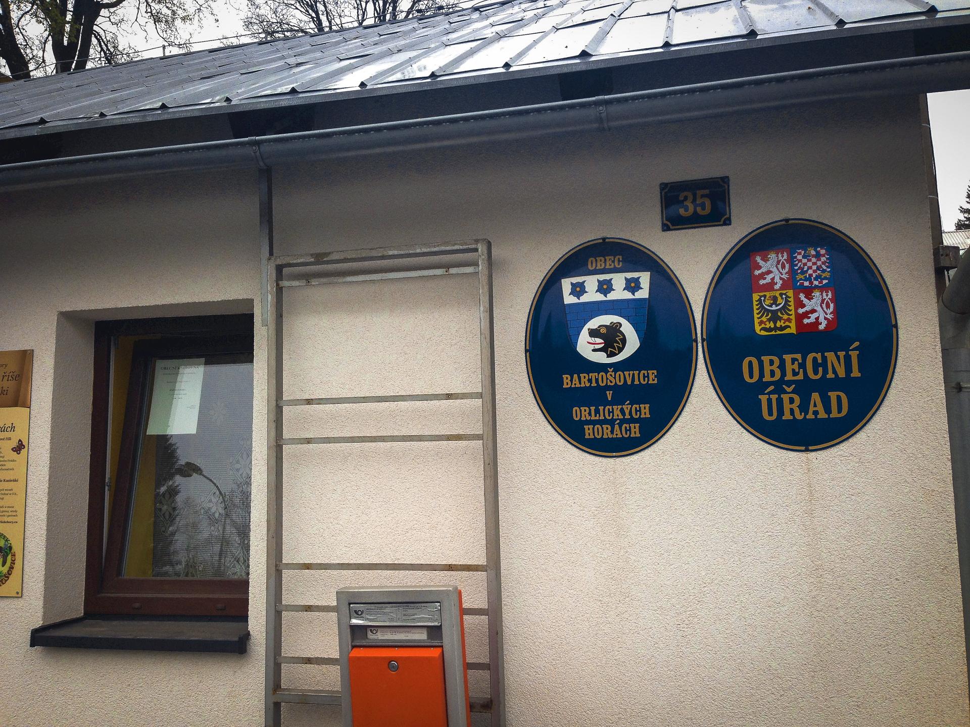 Bartošovice v Orlických horách - obecní úřad foto 2