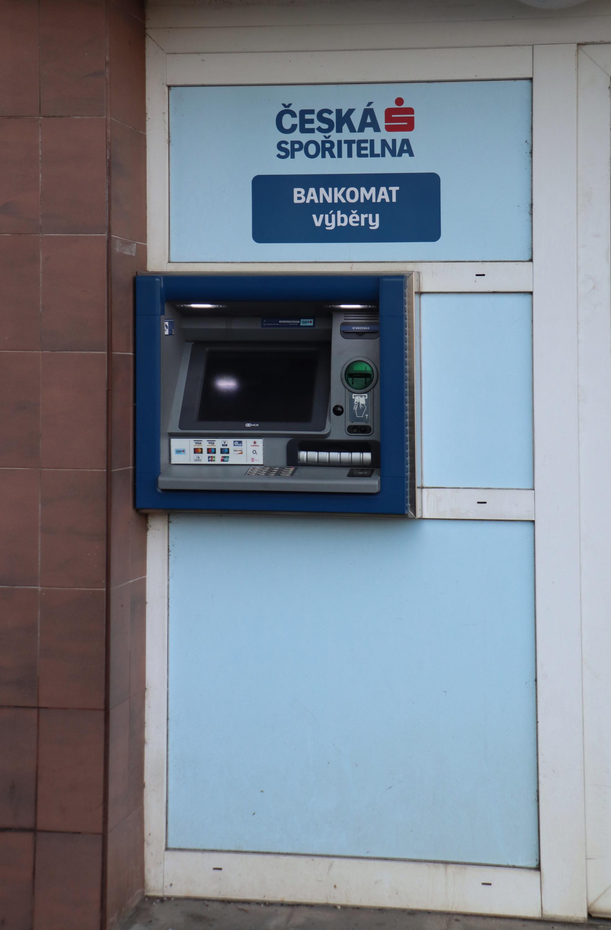 Bankomat České spořitelny foto 3