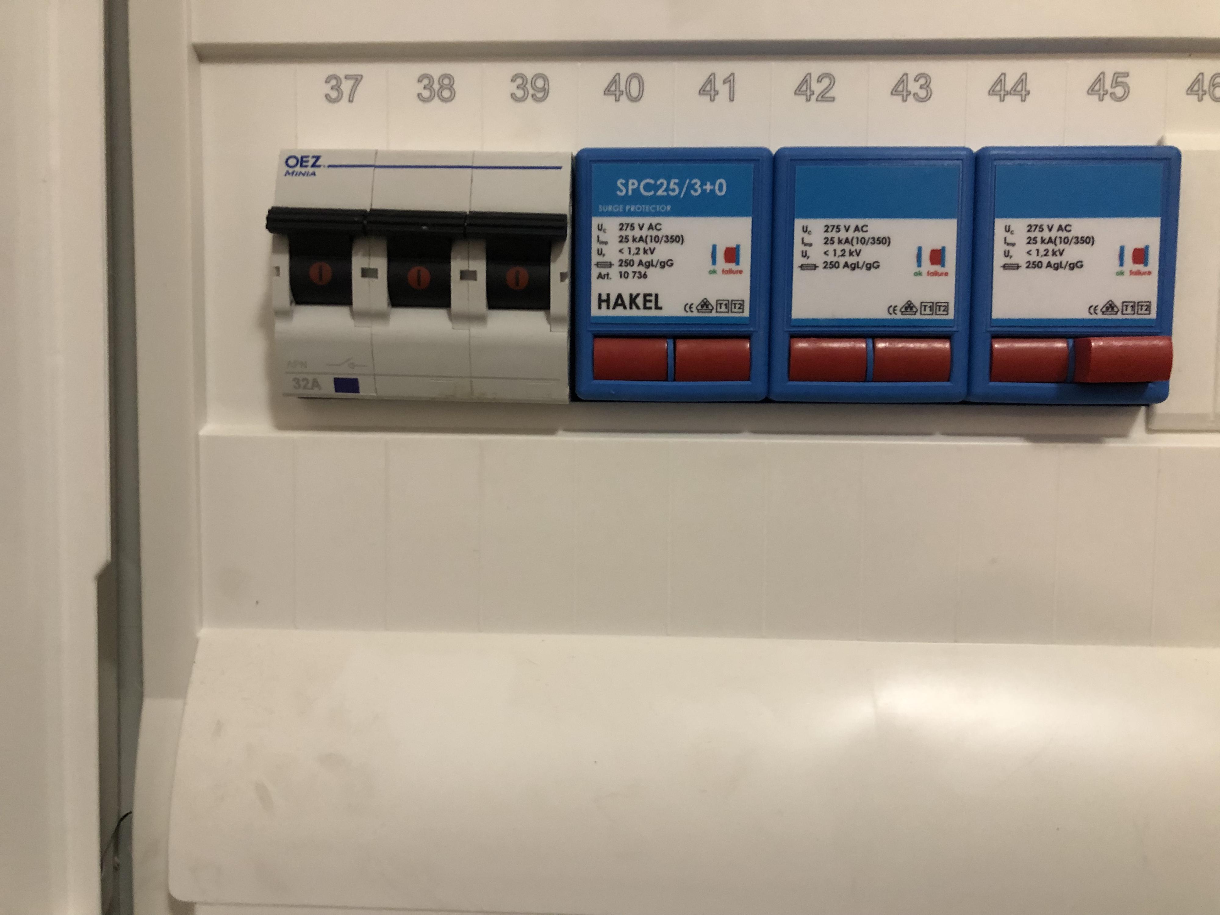 Elektroinstalace B&S foto 4