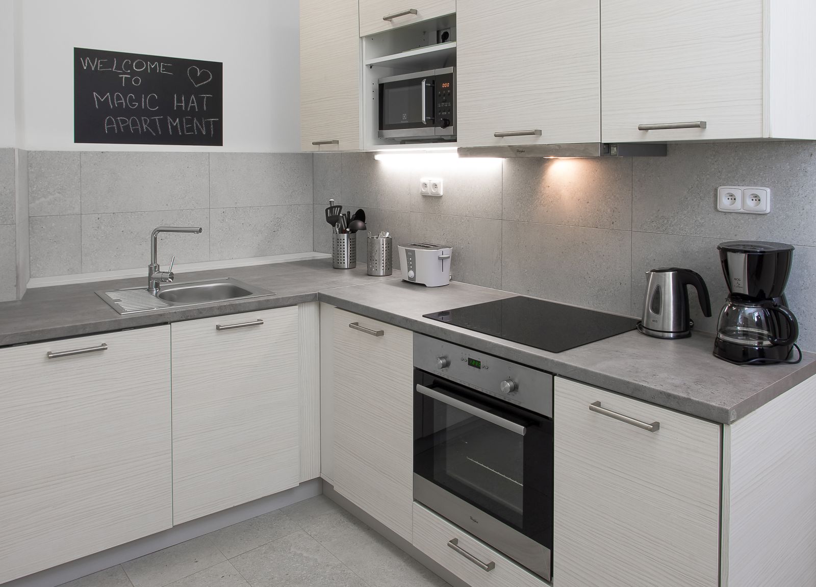 7 Tales Apartments by Adrez foto 4