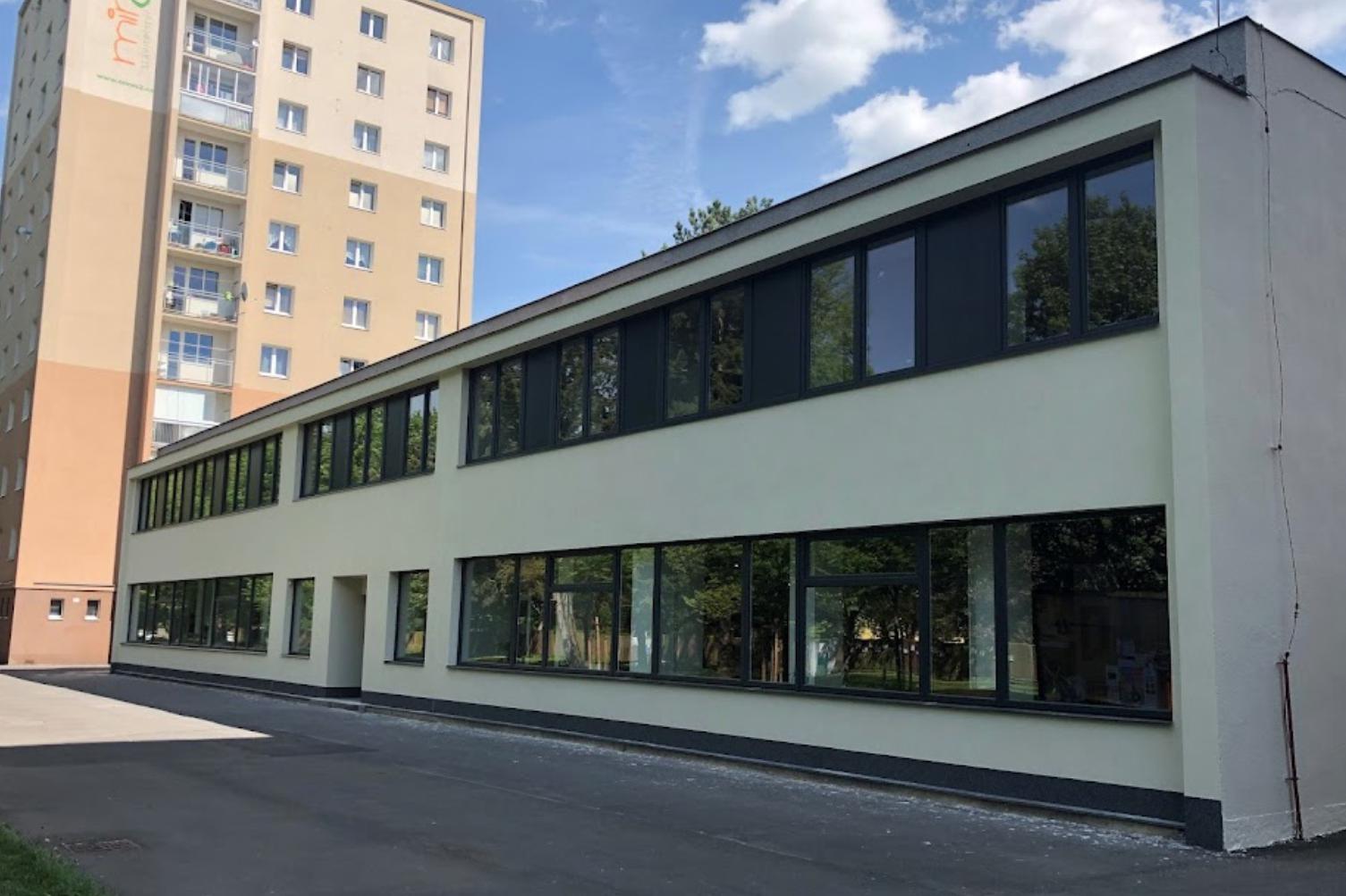 PNP FURNITURE, spol. s r.o.