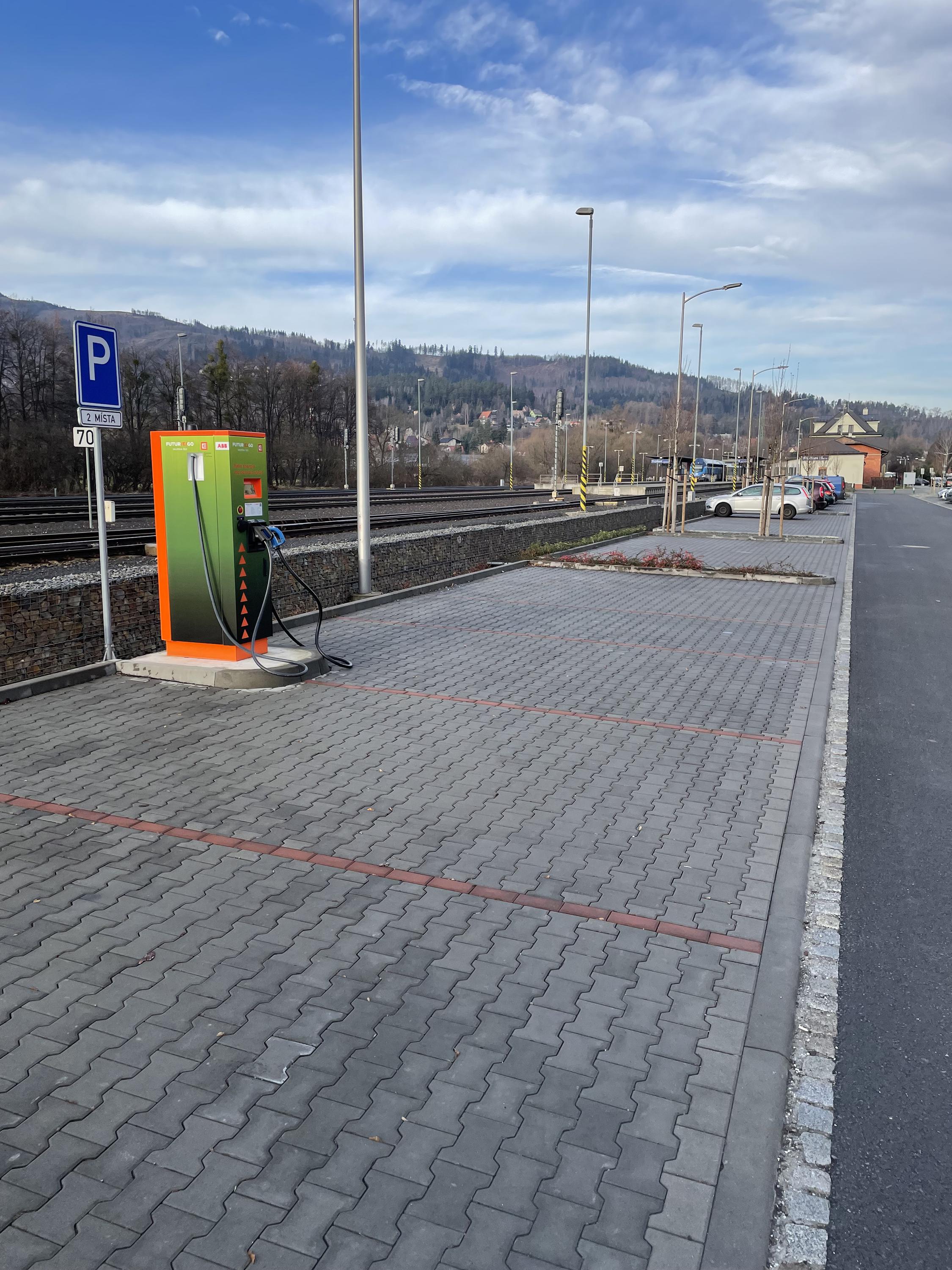 Nabíjecí stanice ČEZ foto 2