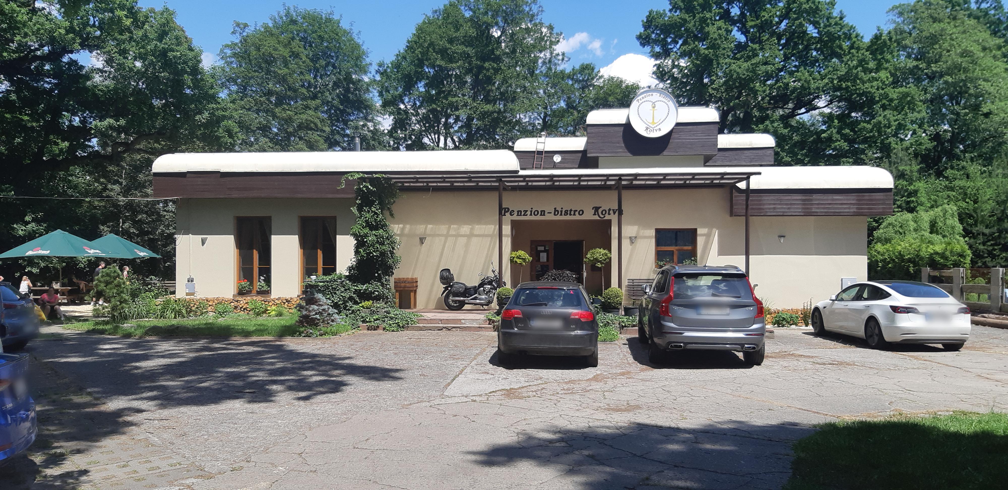 Restaurace Penzion - Bistro Kotva foto 3