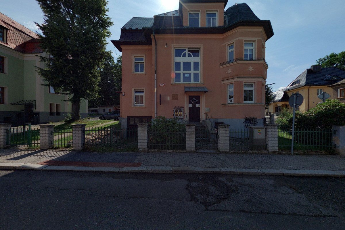 MUDr. Karel Strachoň