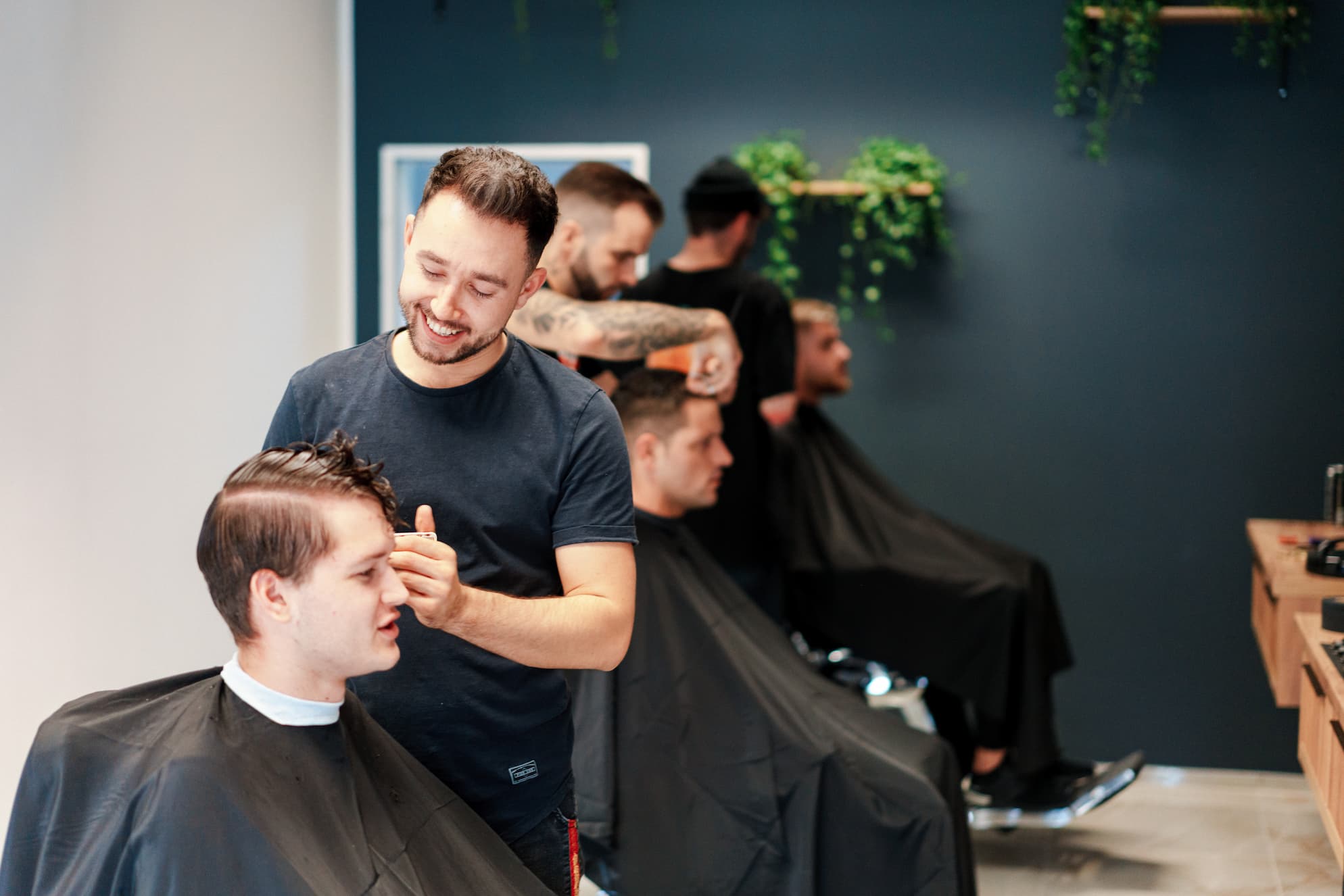 HOPETOWN Barber foto 2