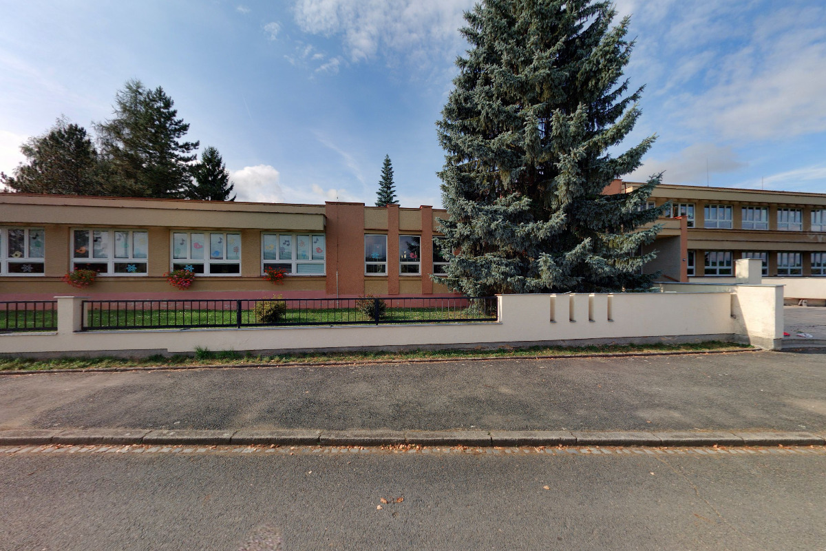 Obecní knihovna Letiny