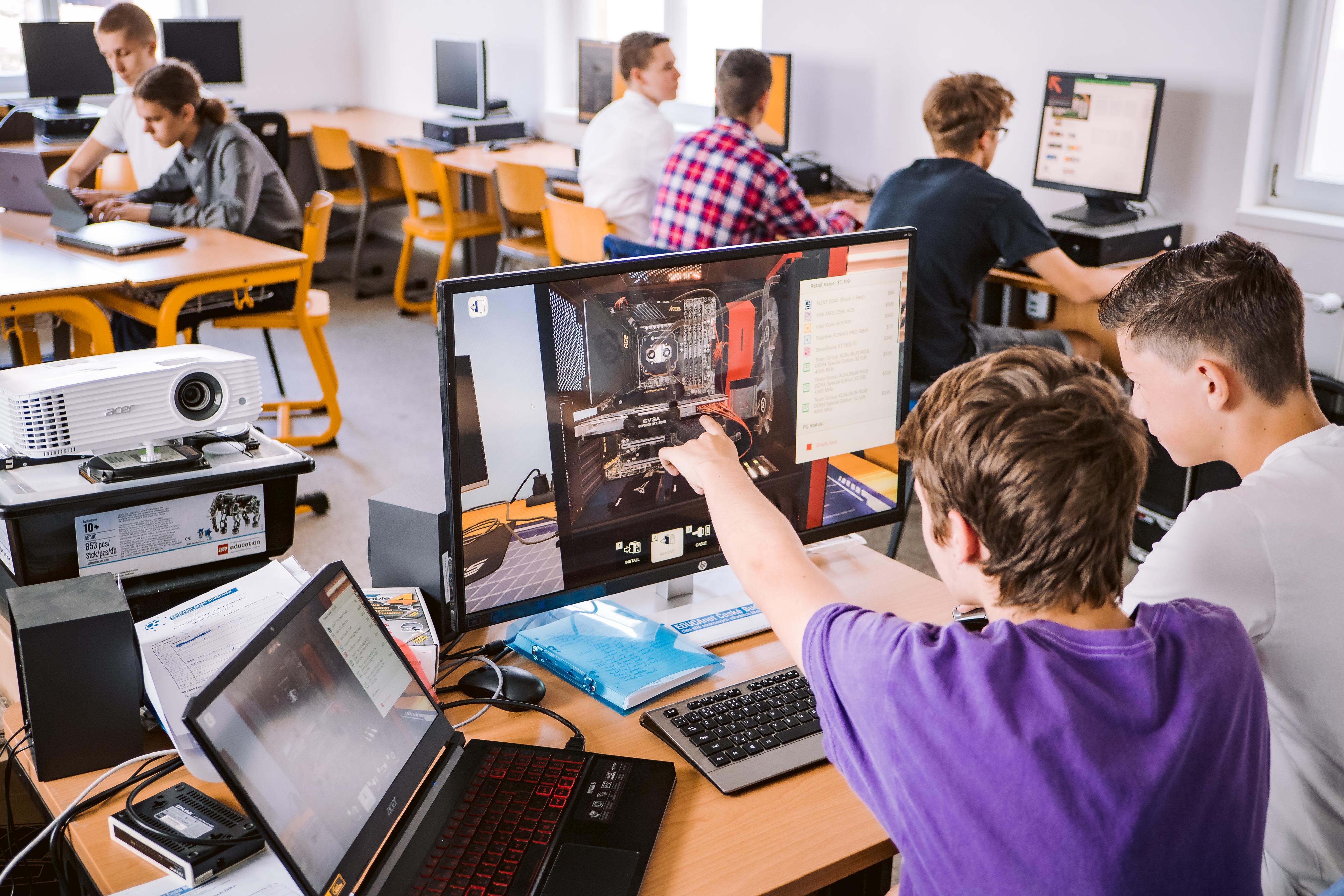 EDUCAnet - střední škola a základní škola České Budějovice, s.r.o.