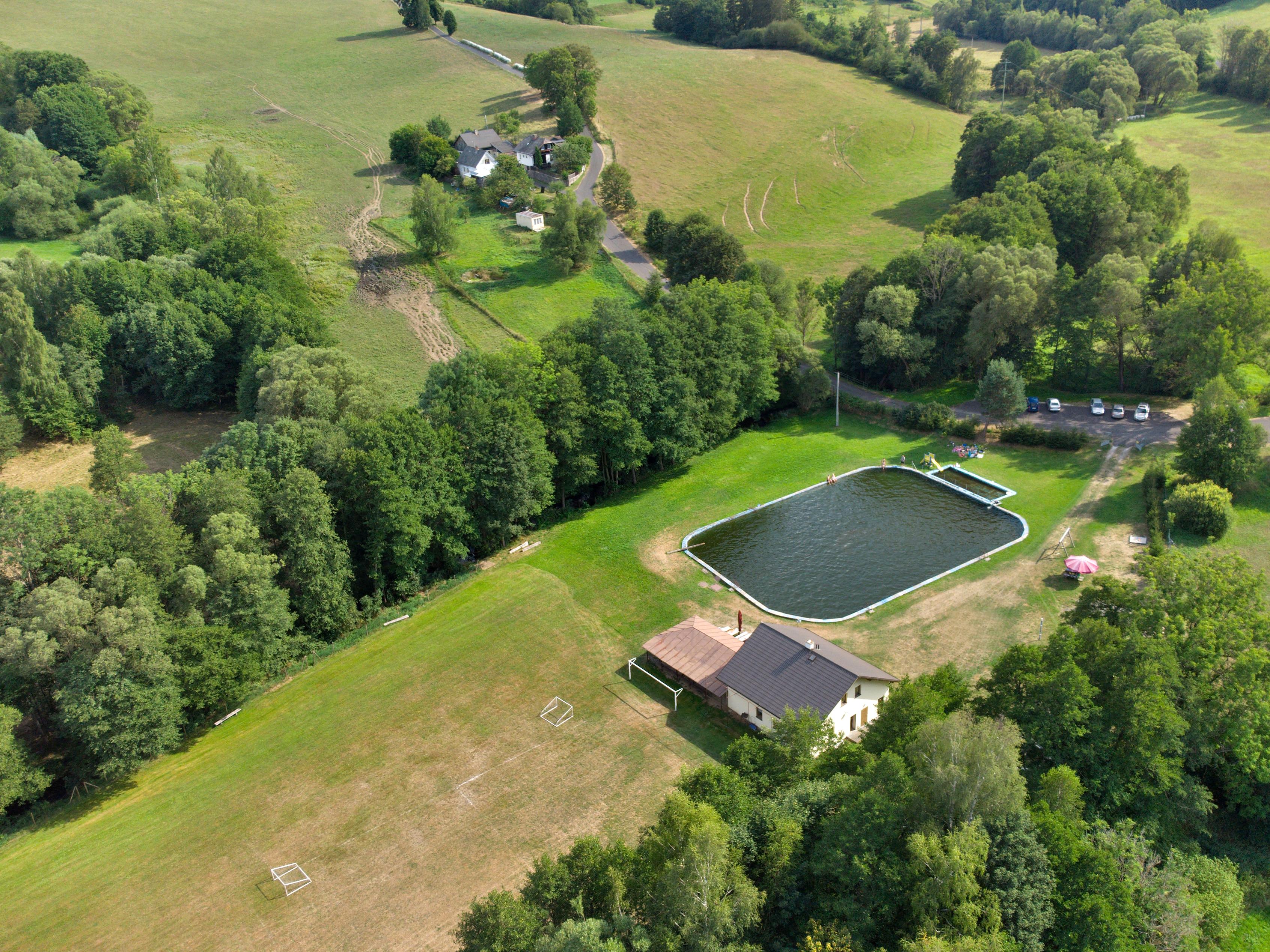 Koupaliště Petrovice u Sušice foto 5