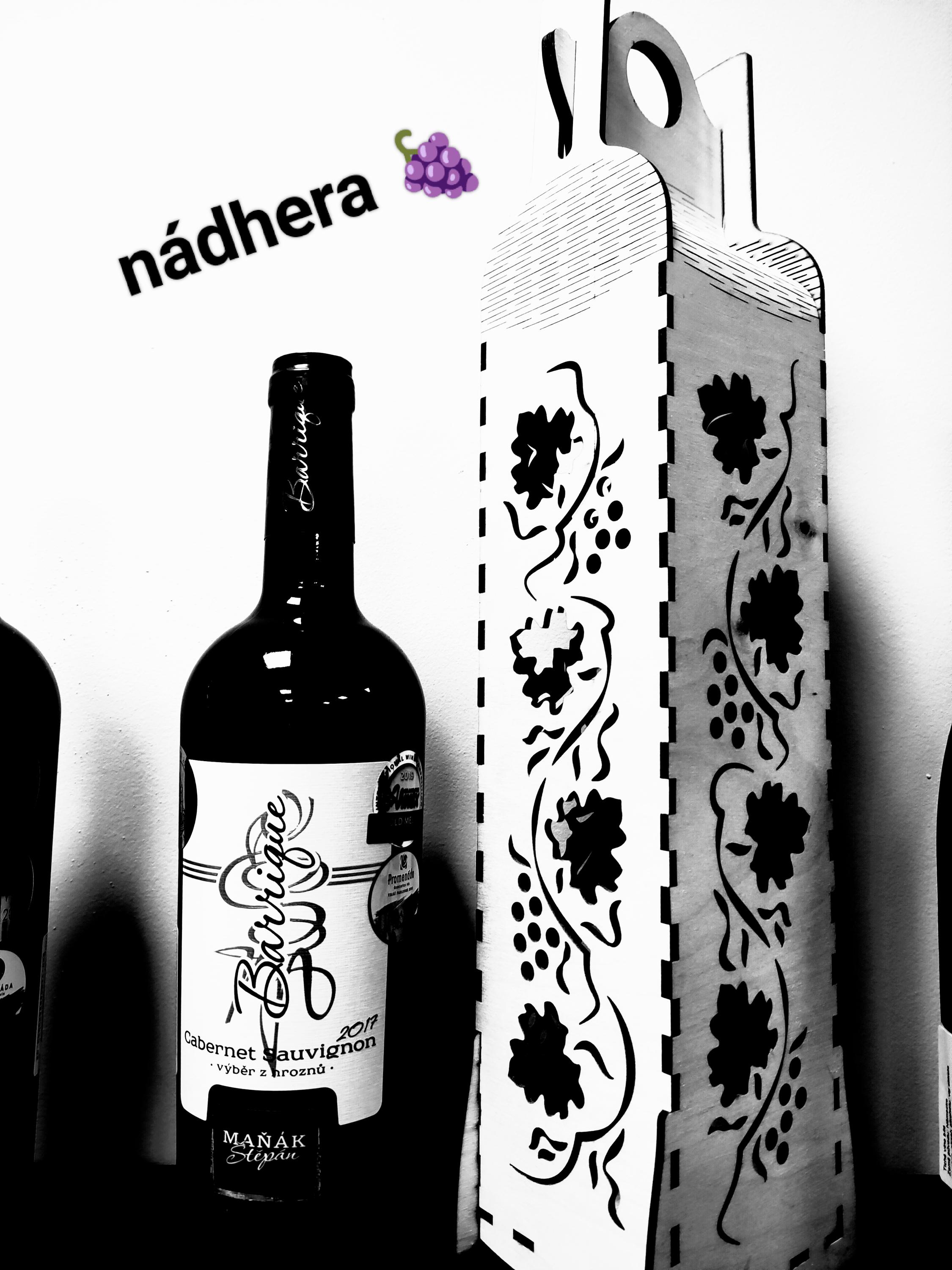 Naše Vinotéka - víno se zárukou foto 4