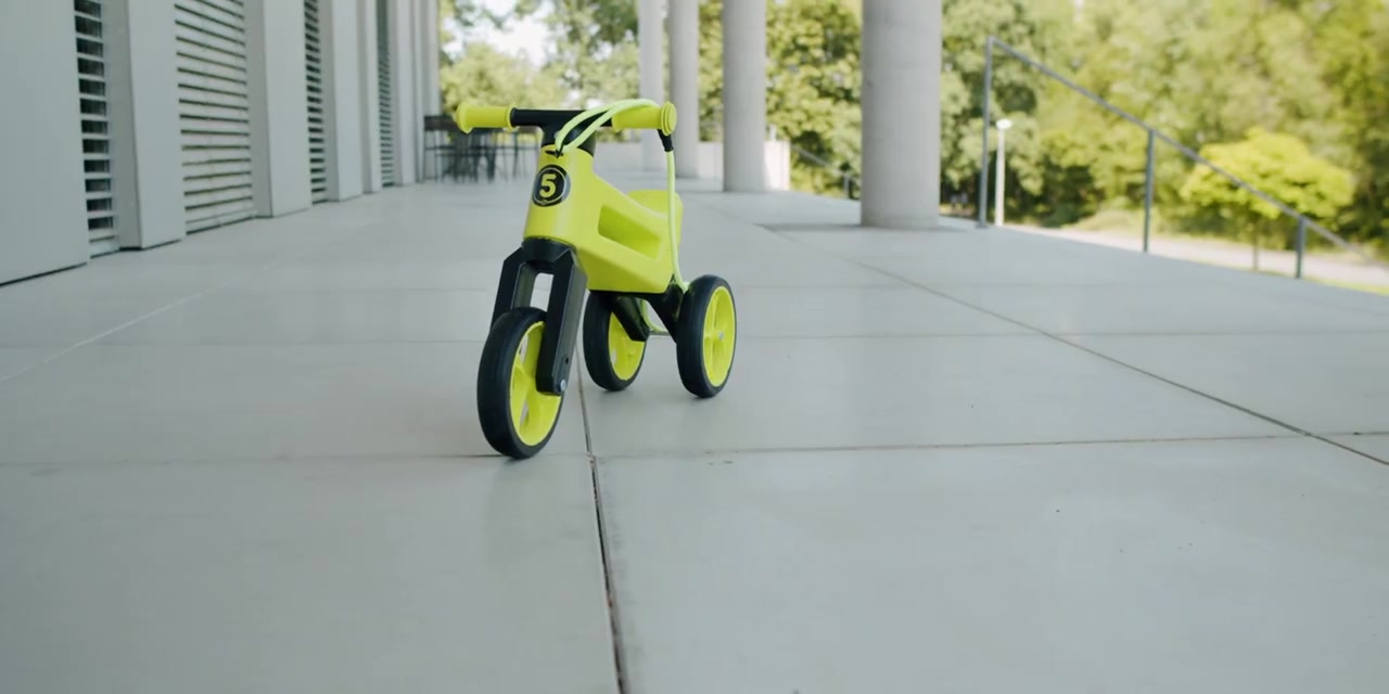 FUNNY WHEELS Rider foto 2 (náhled videa)